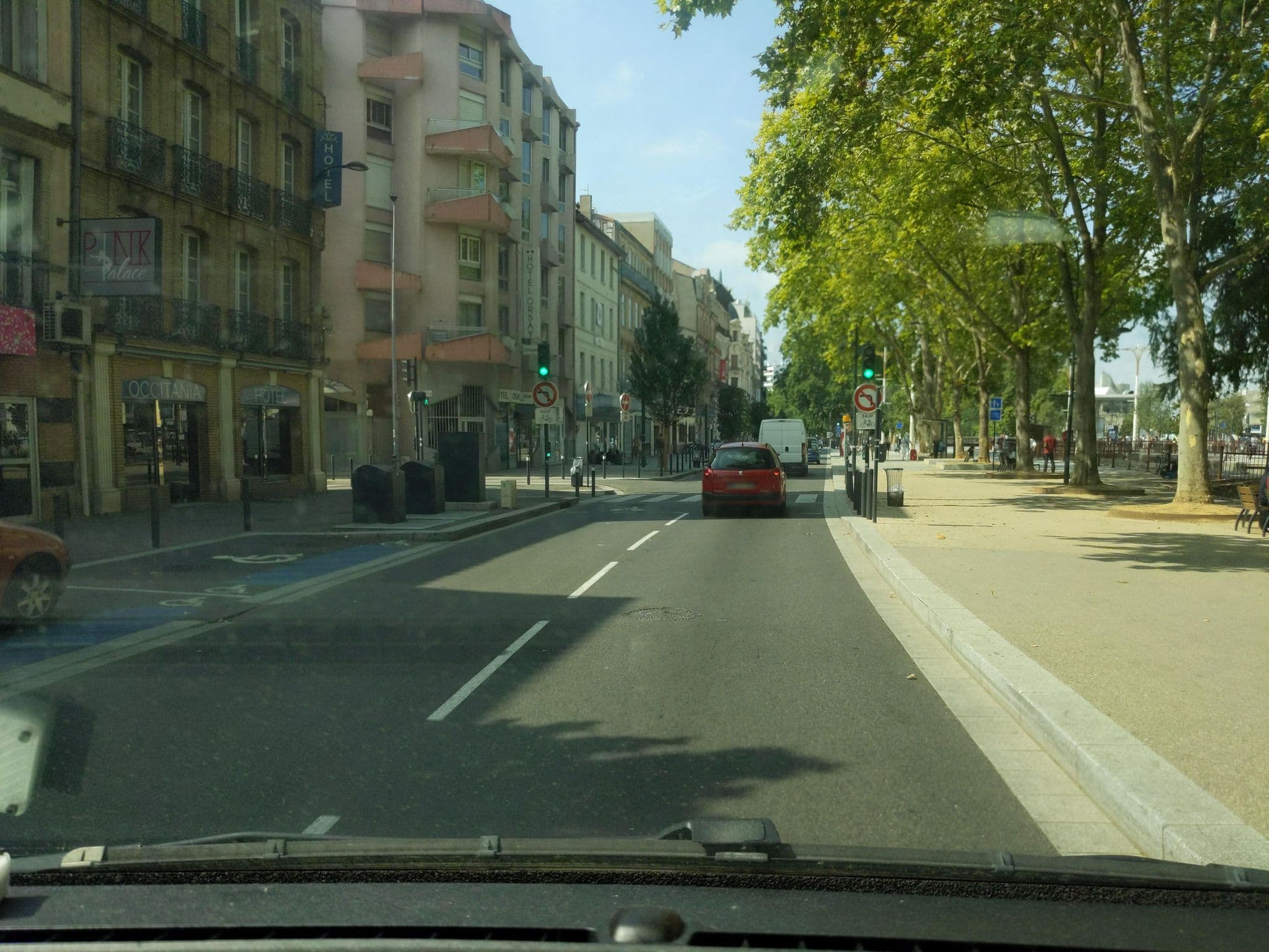 Street view near Contact Hôtel Hôtel de Bordeaux Adhérent, Toulouse — © seb_est (CC BY-SA · Mapillary)
