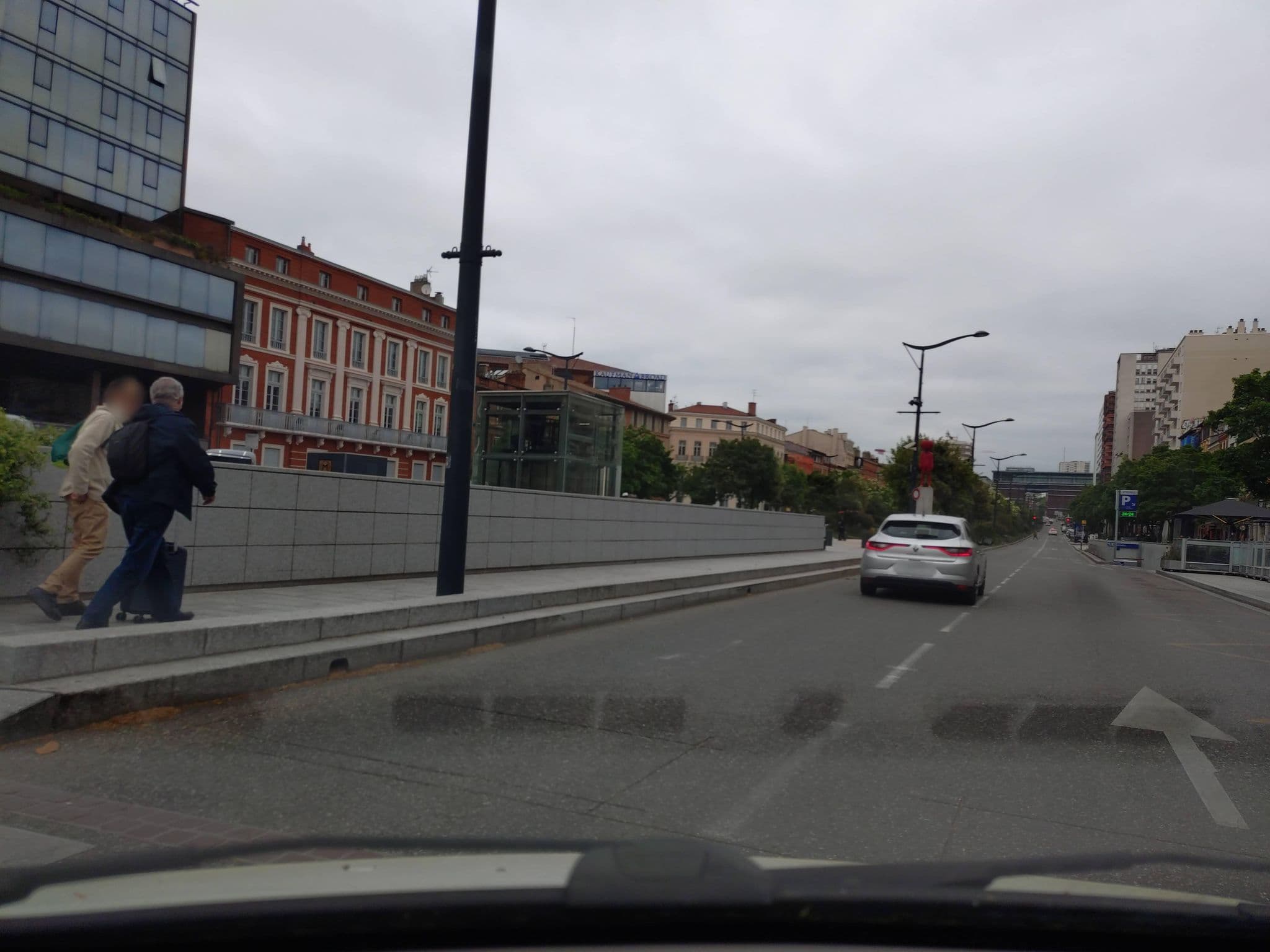 Street view near Citiz Hotel, Toulouse — © yeelel (CC BY-SA · Mapillary)