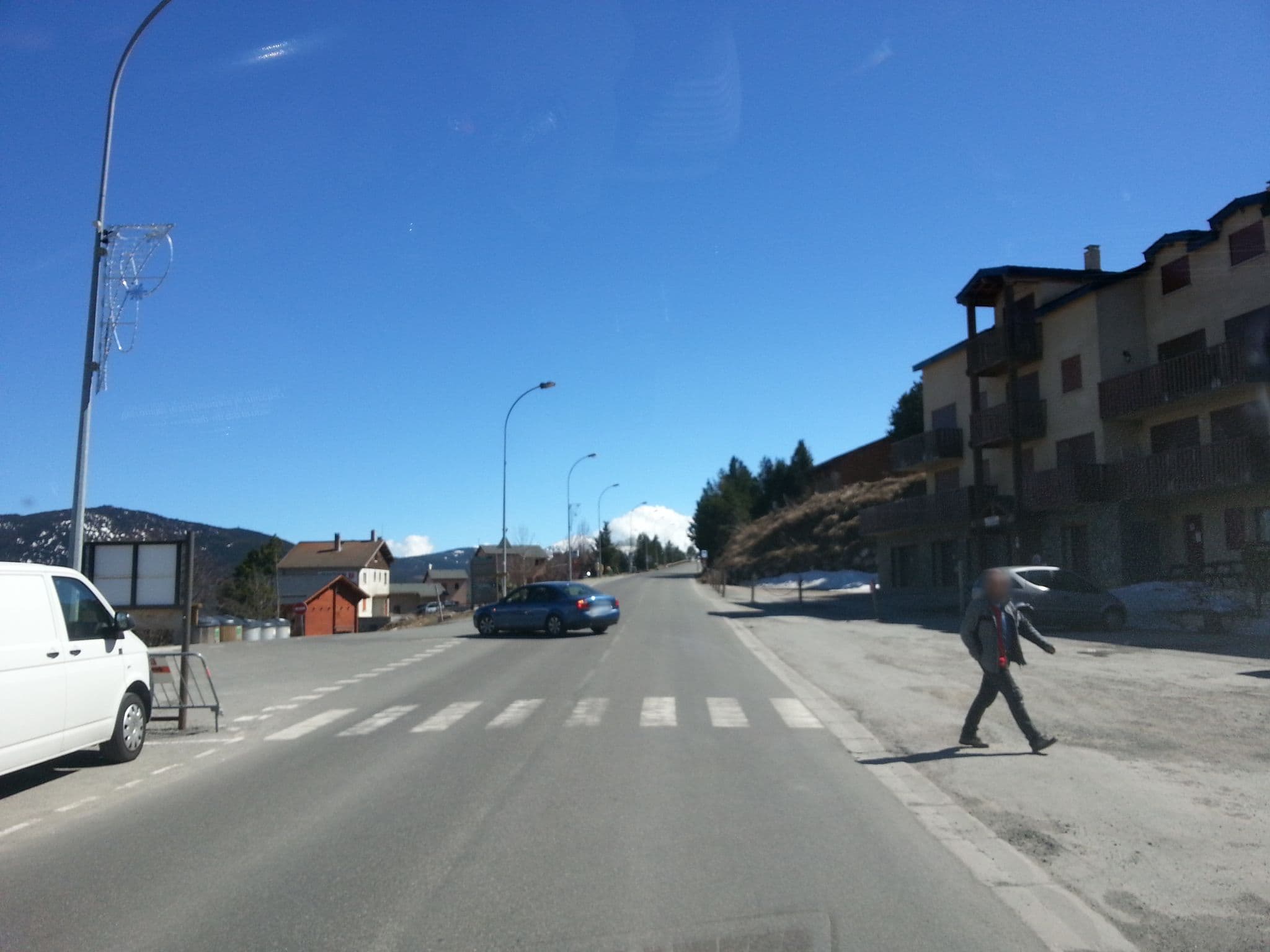 Street view near Résidence Lagrange Vacances Prat de LIS, Font-Romeu-Odeillo-Via — © paulinus (CC BY-SA · Mapillary)