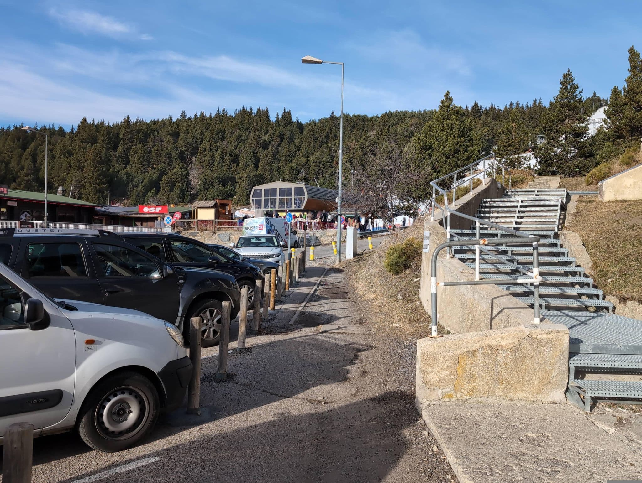 Street view near Studio rénové au pied des pistes, Font-Romeu-Odeillo-Via — © mapillarymatt (CC BY-SA · Mapillary)