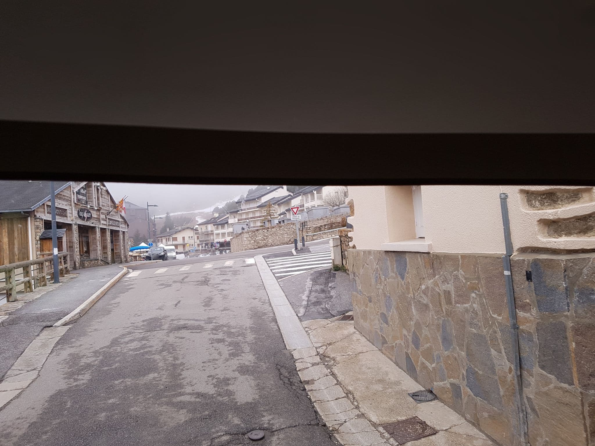 Street view near Chalet Ma-Néou, Font-Romeu-Odeillo-Via — © bernardvoyageur (CC BY-SA · Mapillary)