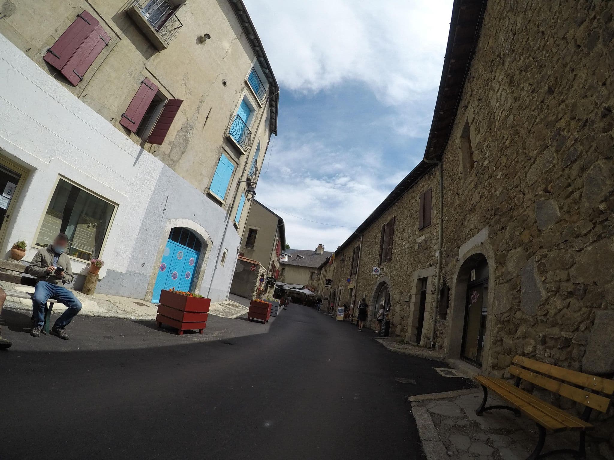 Street view near Lou Rouballou, Font-Romeu-Odeillo-Via — © ray66 (CC BY-SA · Mapillary)