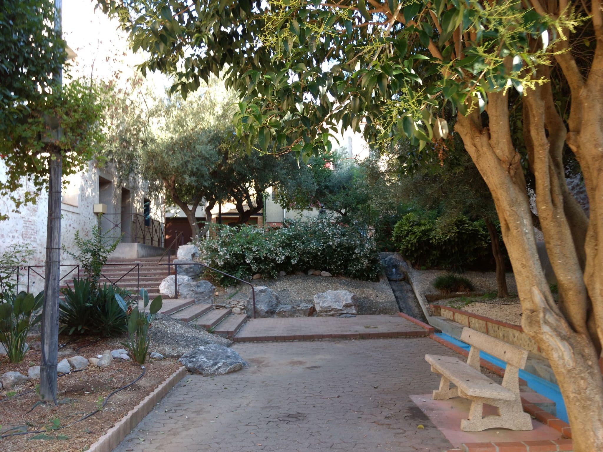 Street view near Hôtel Restaurant Mar I Cel, Canet-en-Roussillon — © yod4z (CC BY-SA · Mapillary)