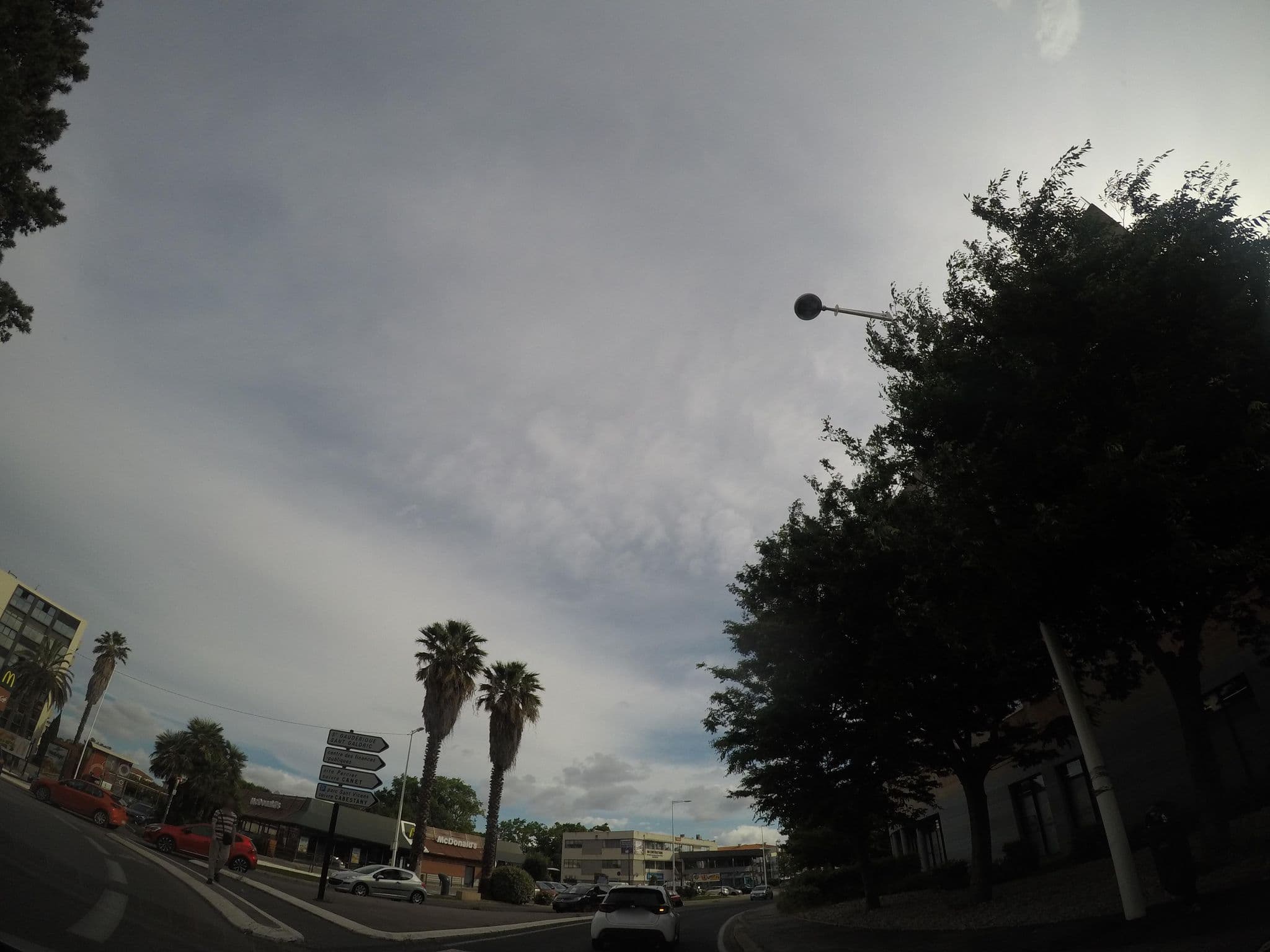 Street view near Hôtel l'Eolienne, Perpignan — © ray66 (CC BY-SA · Mapillary)