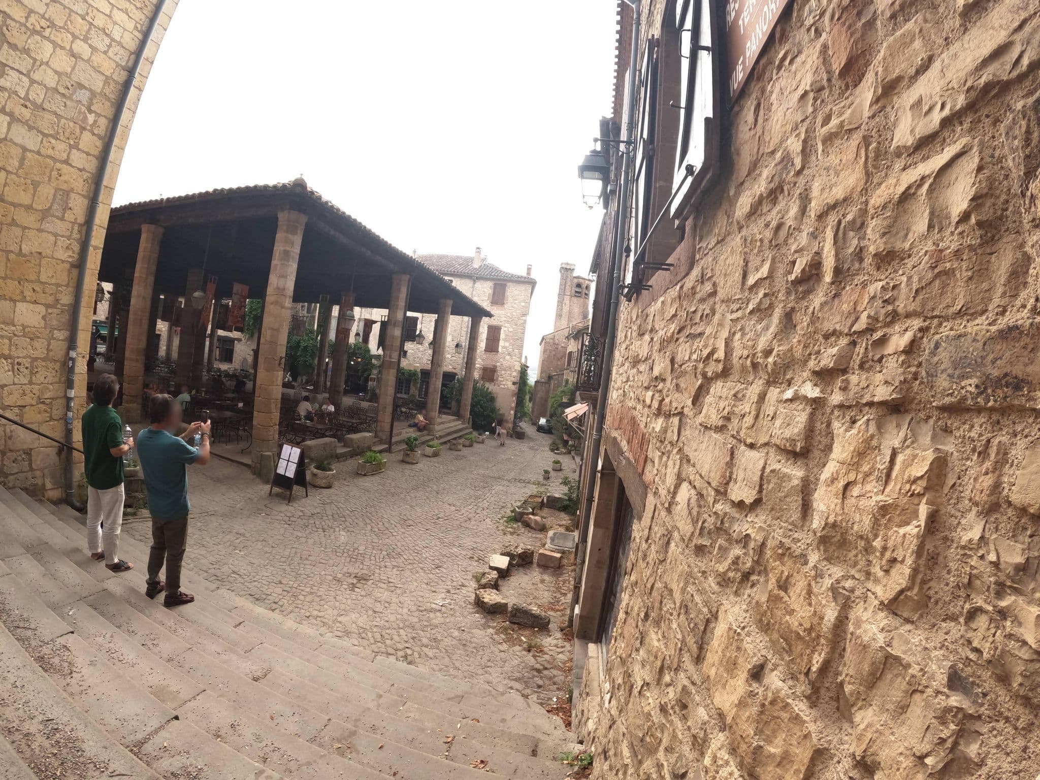 Street view near L'escuelle des chevaliers, Cordes-sur-Ciel — © vinisa (CC BY-SA · Mapillary)