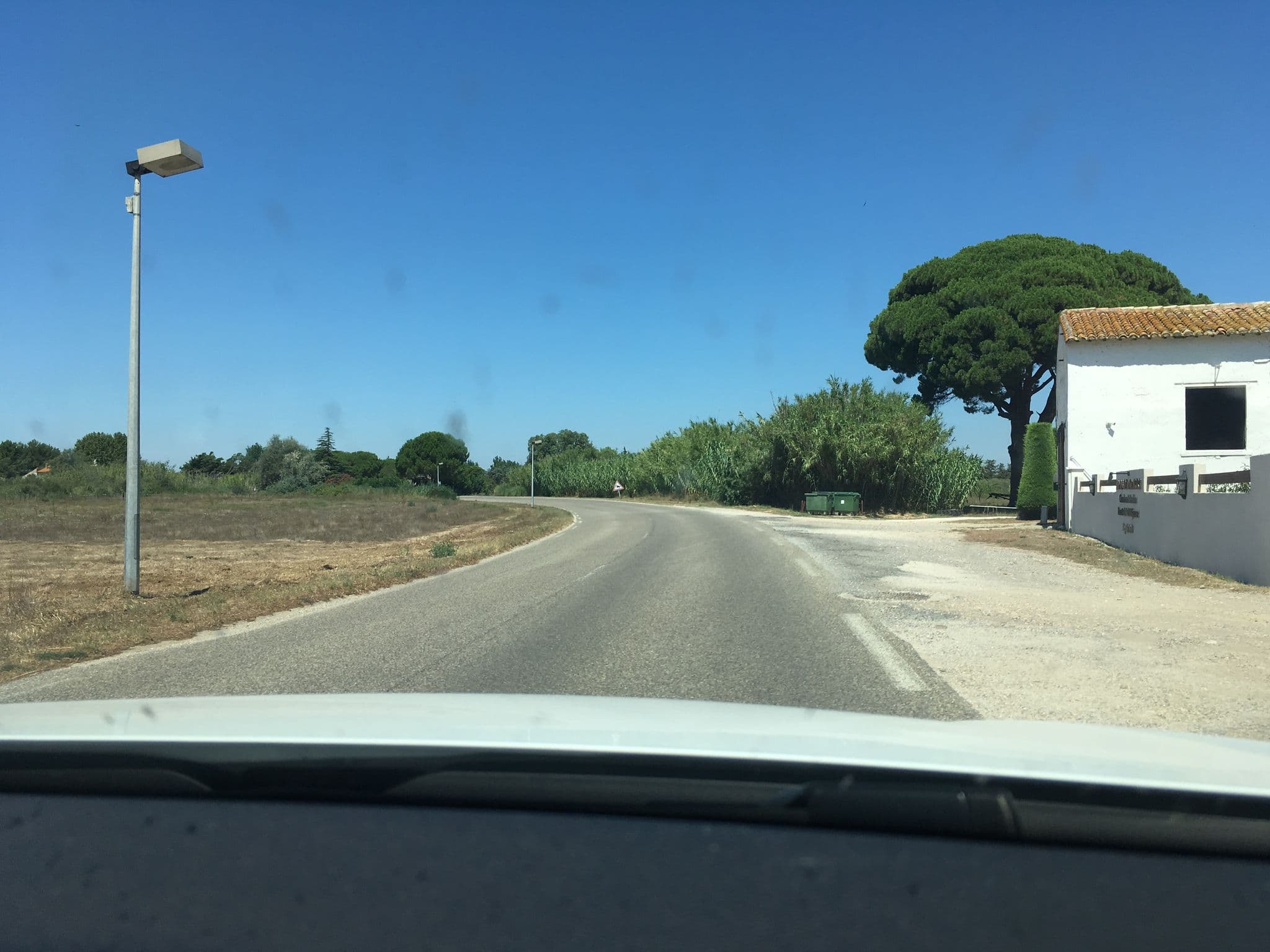 Street view near Chez Robert Comte, Saintes-Maries-de-la-Mer — © beat (CC BY-SA · Mapillary)