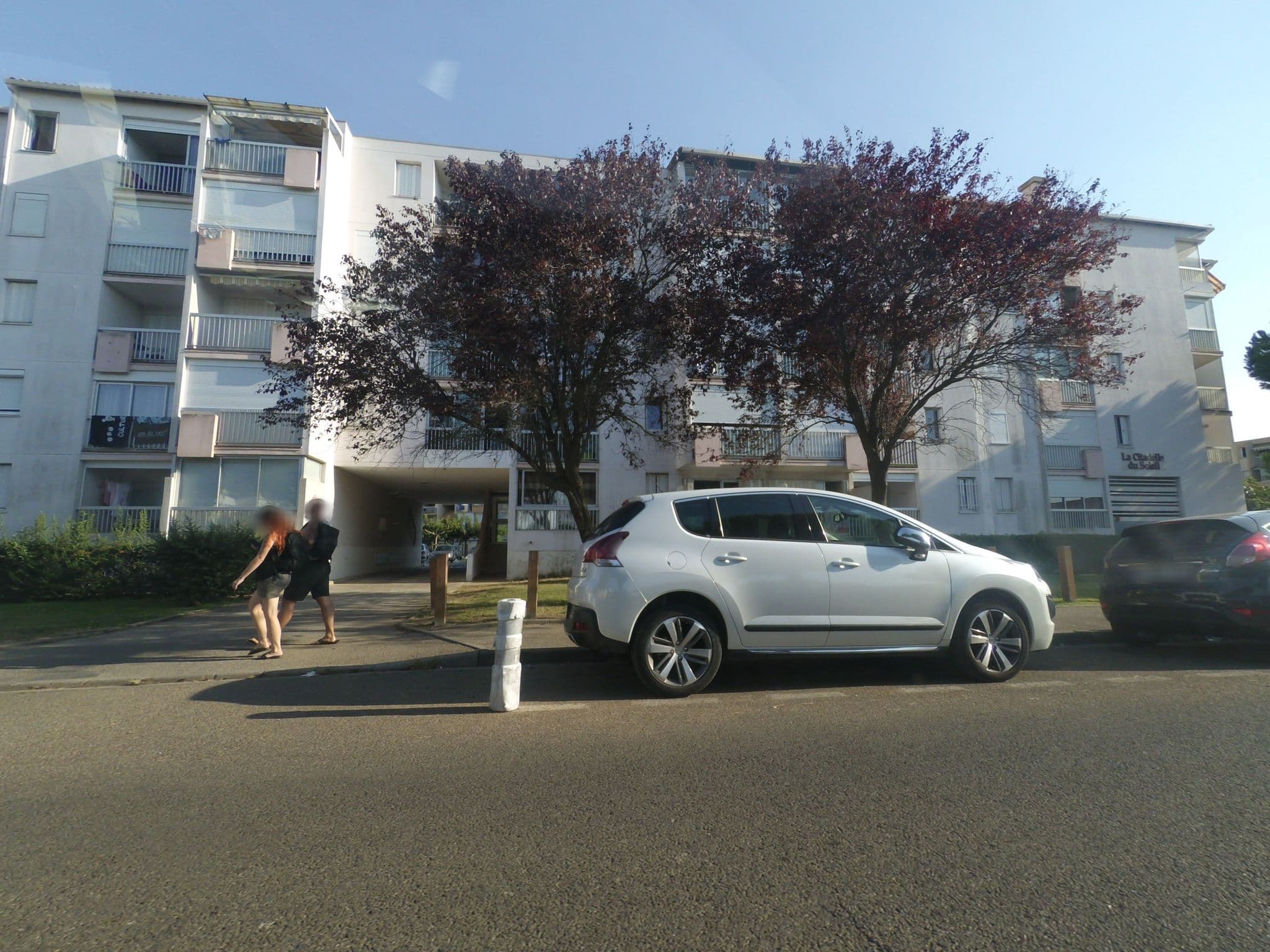 Street view near Le Palais de la Mer, Le Grau-du-Roi — © balooval (CC BY-SA · Mapillary)