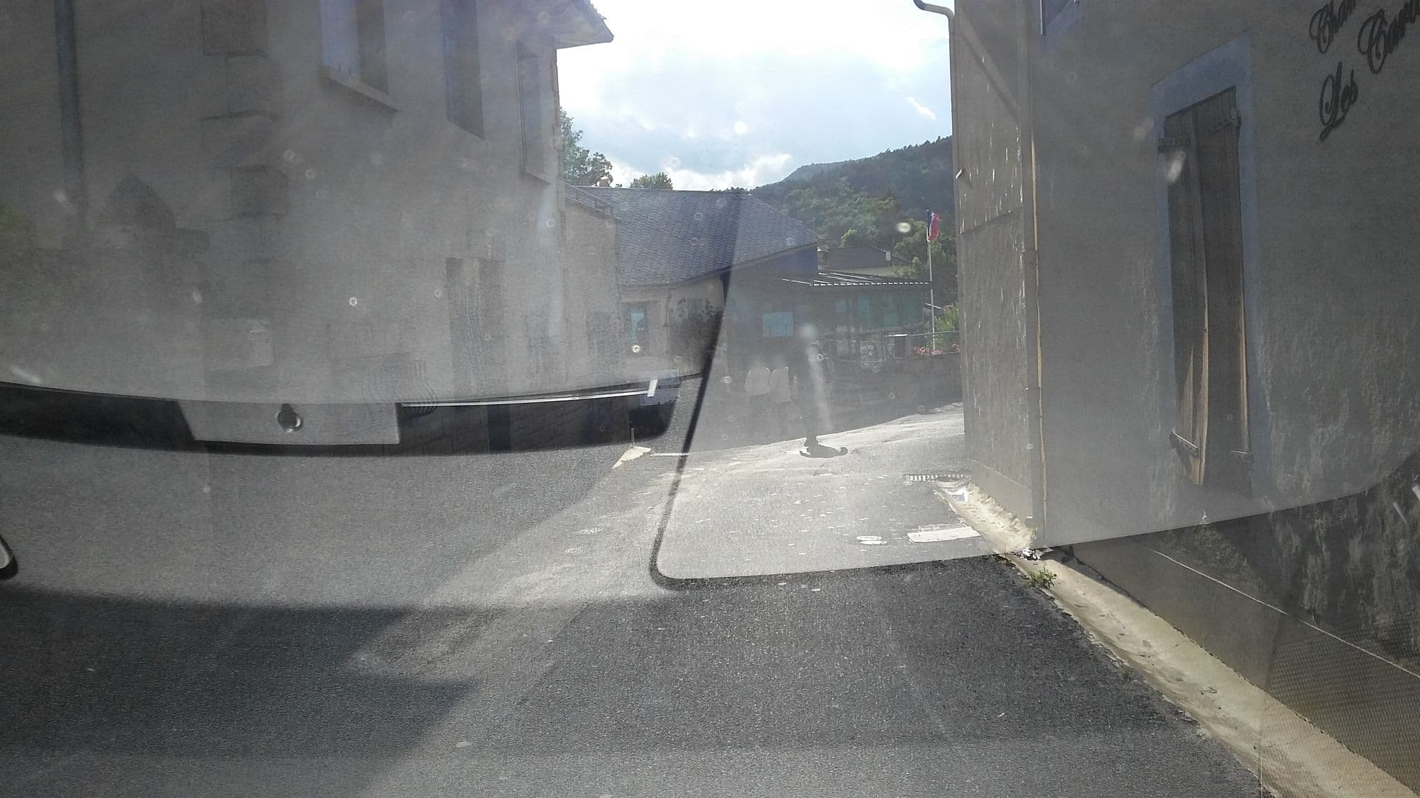 Street view near Les Cardabelles, La Cavalerie — © foxandpotatoes (CC BY-SA · Mapillary)
