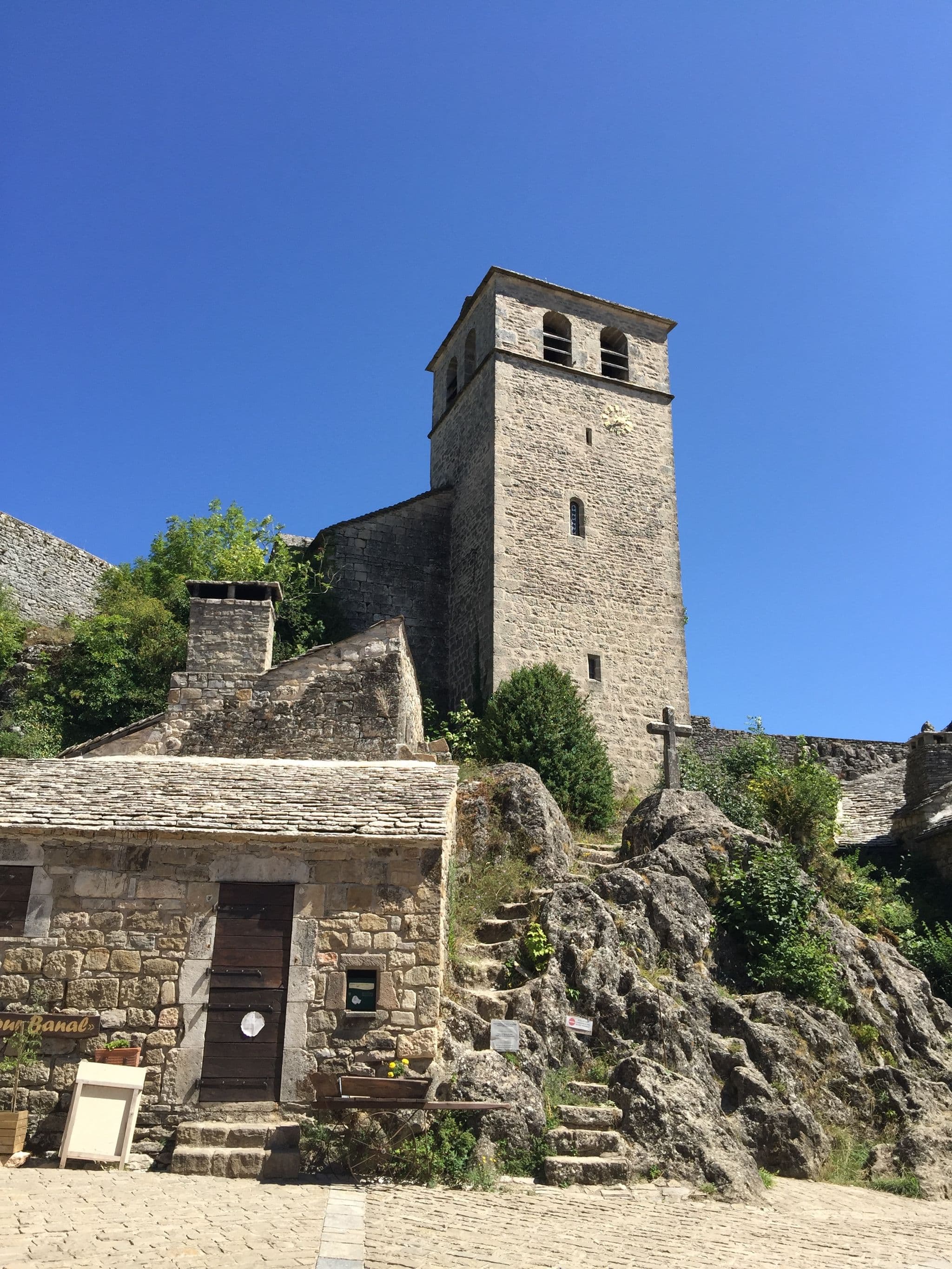Street view near Le Relais des Infruts, La Cavalerie — © geraldchatagnon (CC BY-SA · Mapillary)