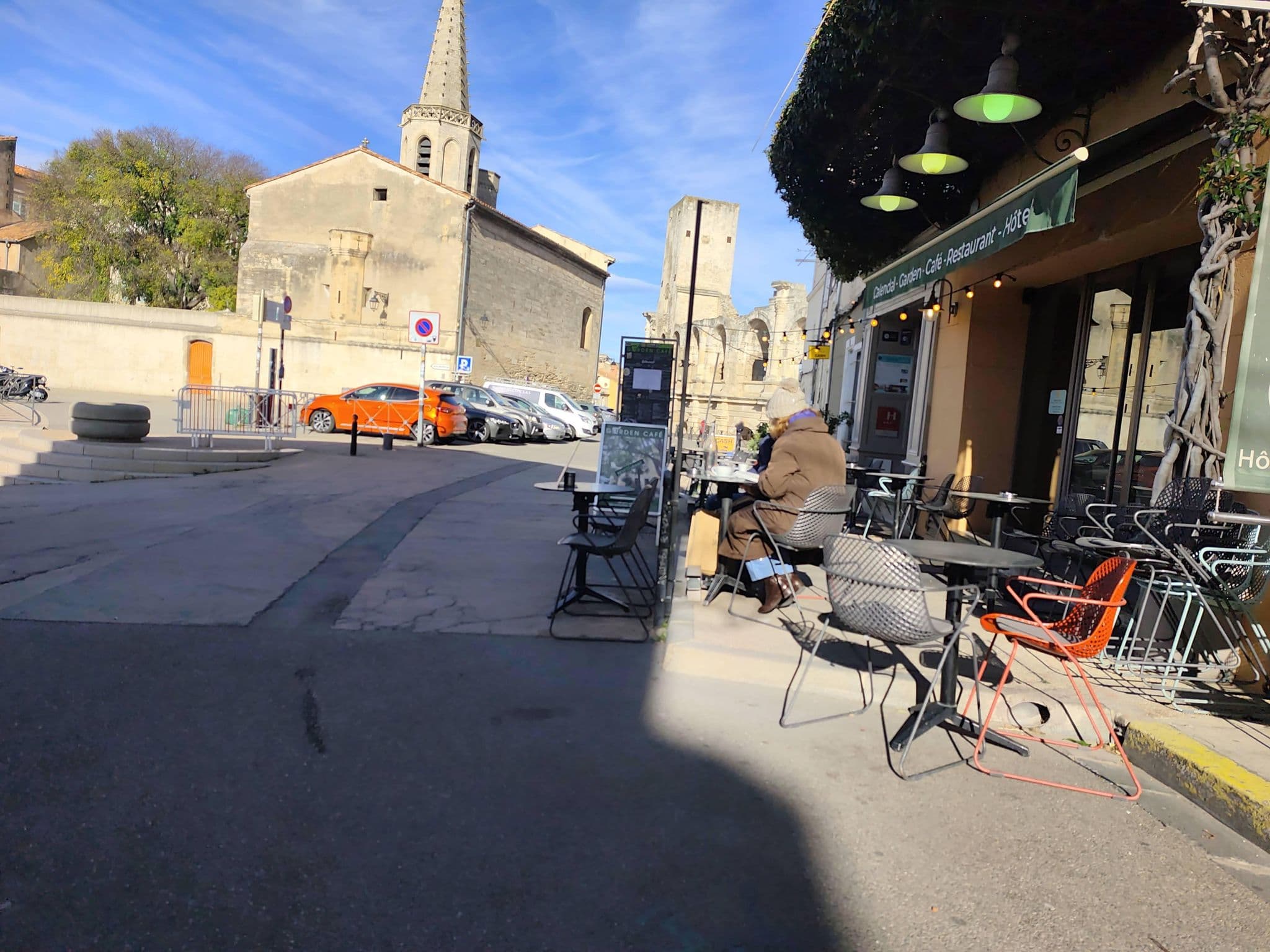 Street view near Hotel Calendal, Arles — © Duro (CC BY-SA · Mapillary)