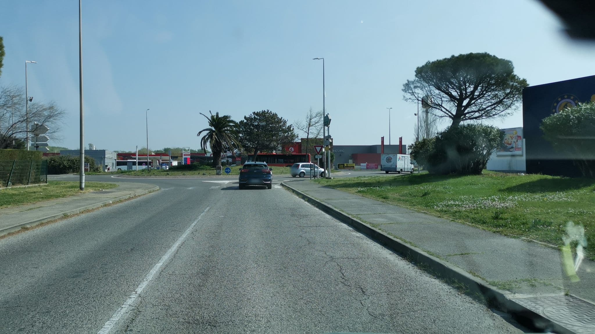 Street view near Maison de la Literie, Arles — © nocarto (CC BY-SA · Mapillary)