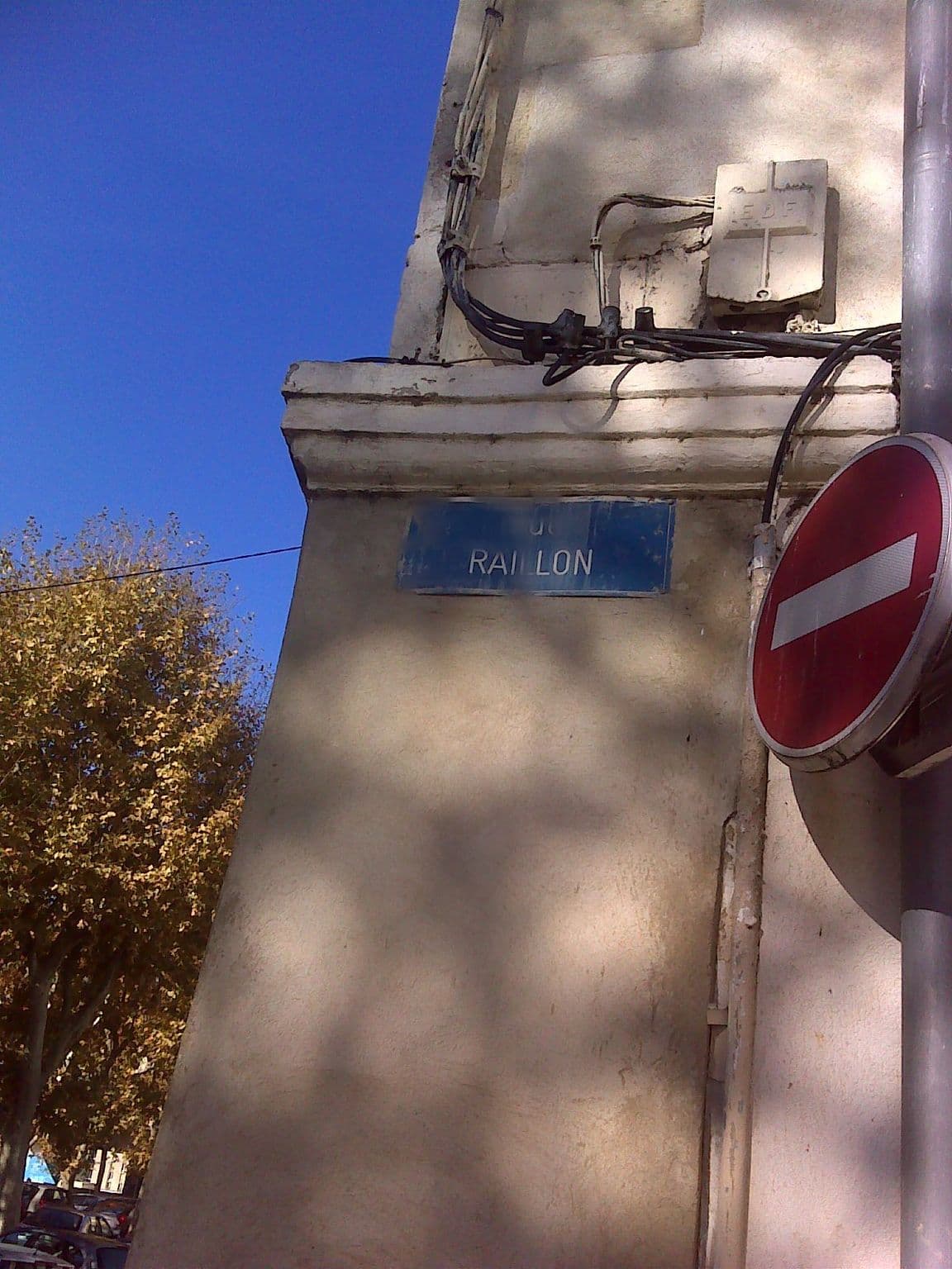 Street view near Maison 3 chambres, Arles — © bernardvoyageur (CC BY-SA · Mapillary)