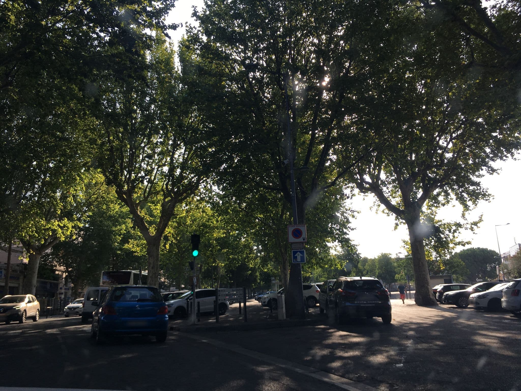 Street view near villa m, Arles — © beat (CC BY-SA · Mapillary)