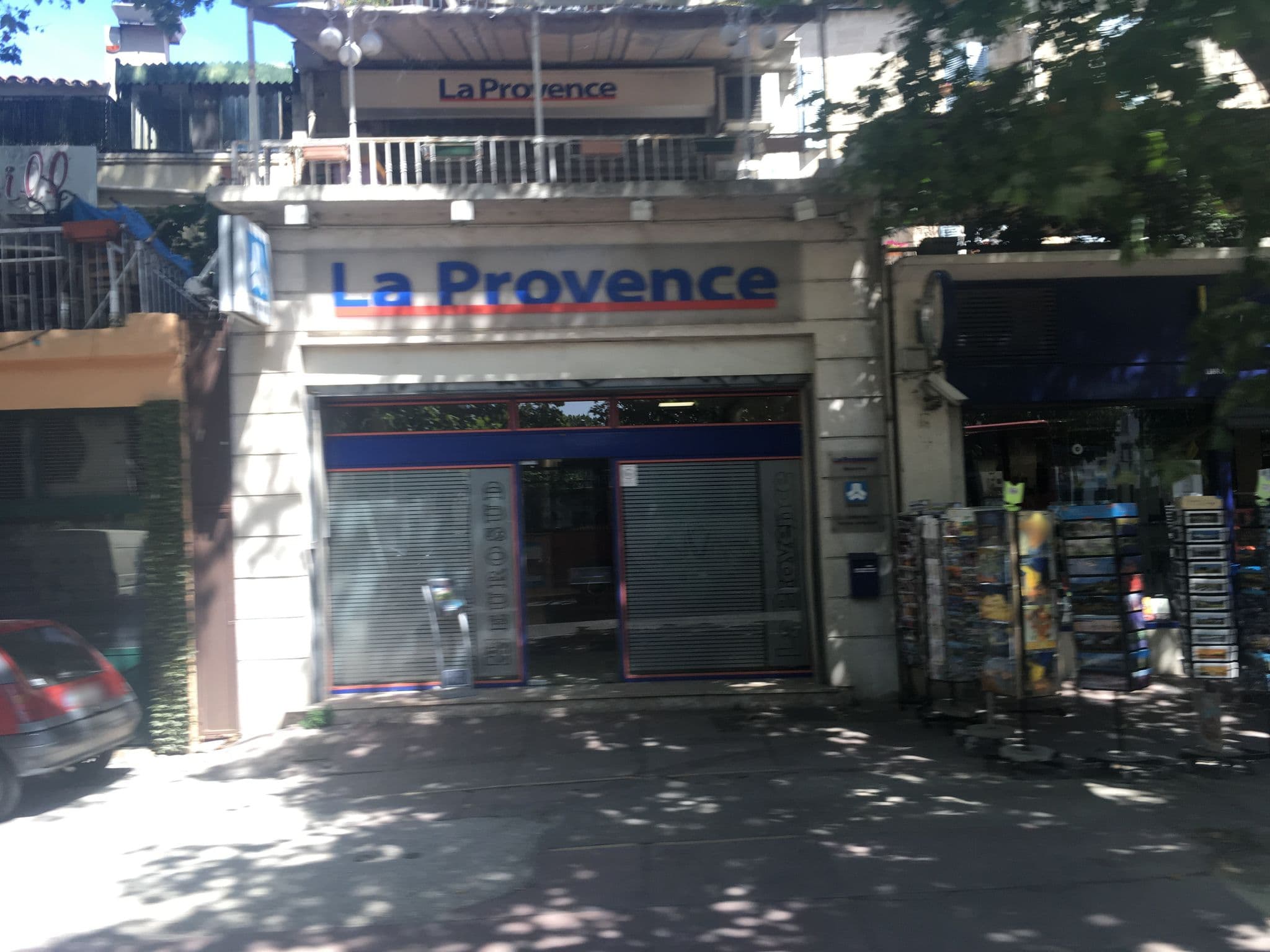 Street view near Selectour - Raoux Voyages, Arles — © beat (CC BY-SA · Mapillary)