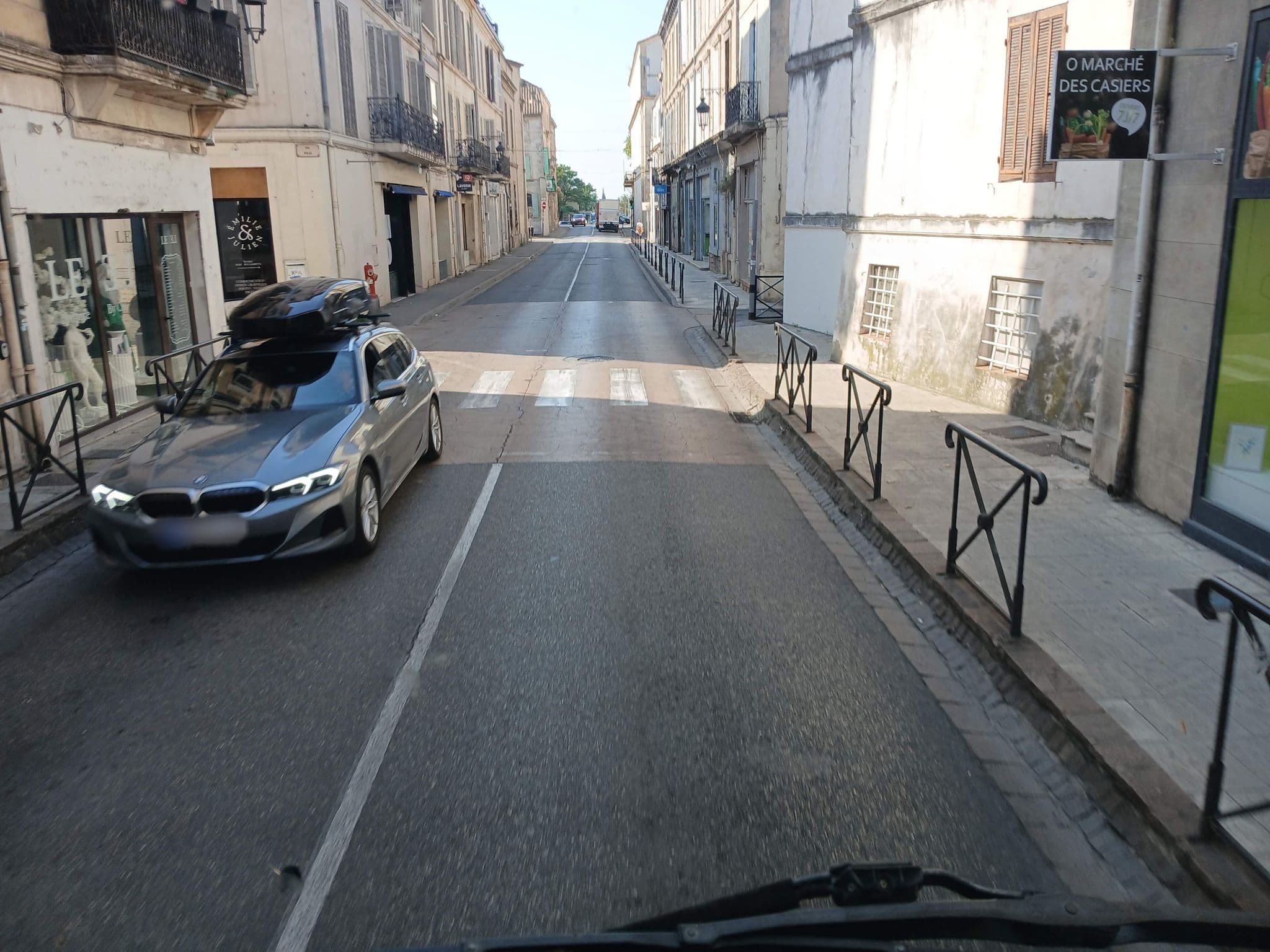 Street view near Ô Anges, Arles — © lerouge (CC BY-SA · Mapillary)