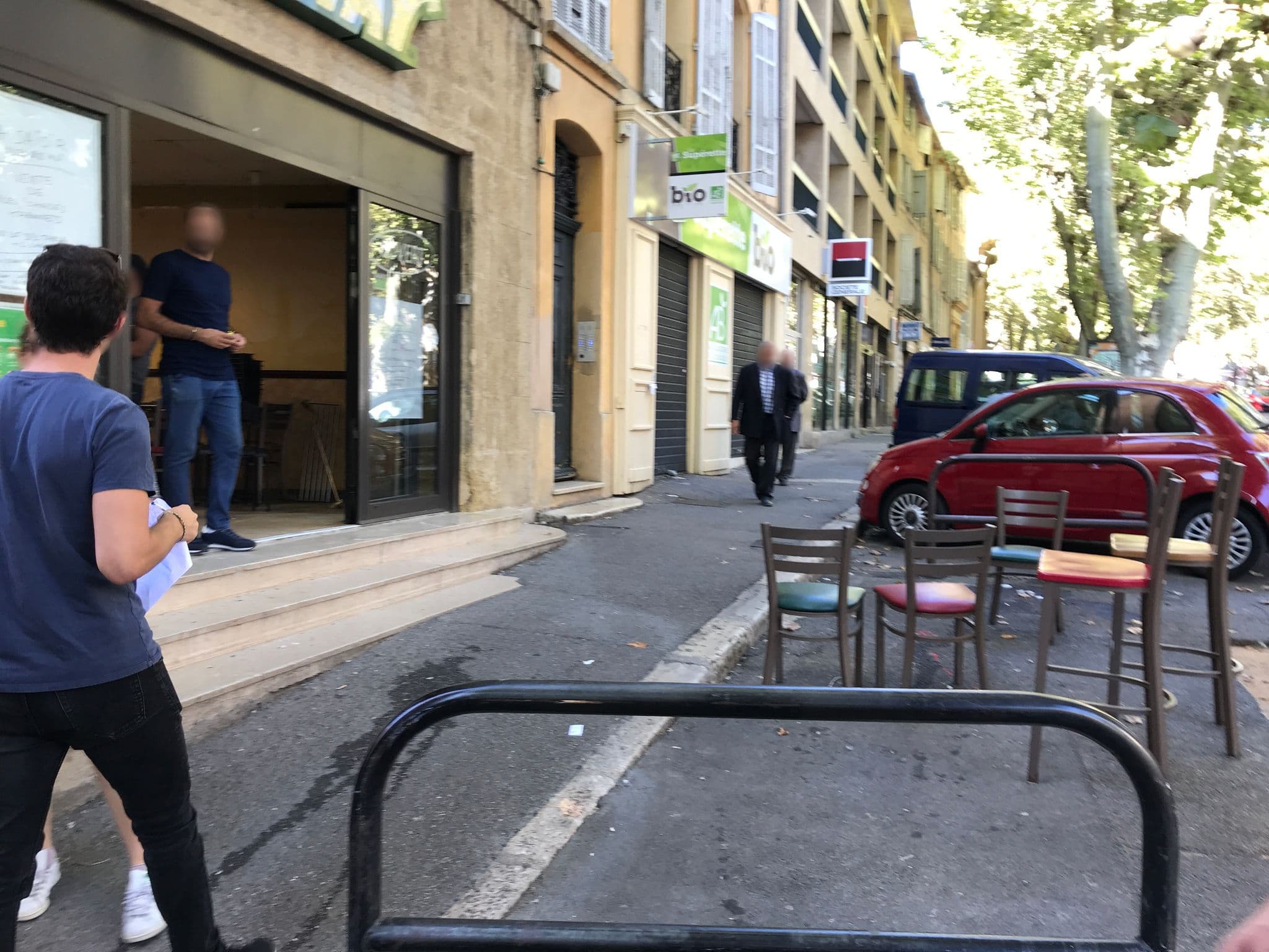 Street view near Chez Emilie, Aix-en-Provence — © jorisiepaix (CC BY-SA · Mapillary)