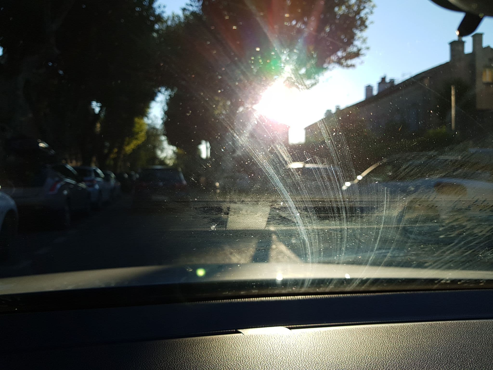 Street view near Jm's Palace, Saint-Rémy-de-Provence — © driallant (CC BY-SA · Mapillary)
