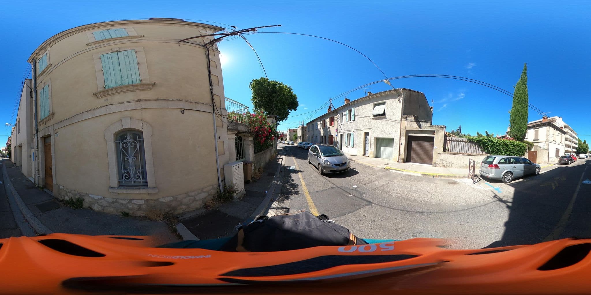 Street view near Be Loft, Avignon — © alexavignon (CC BY-SA · Mapillary)