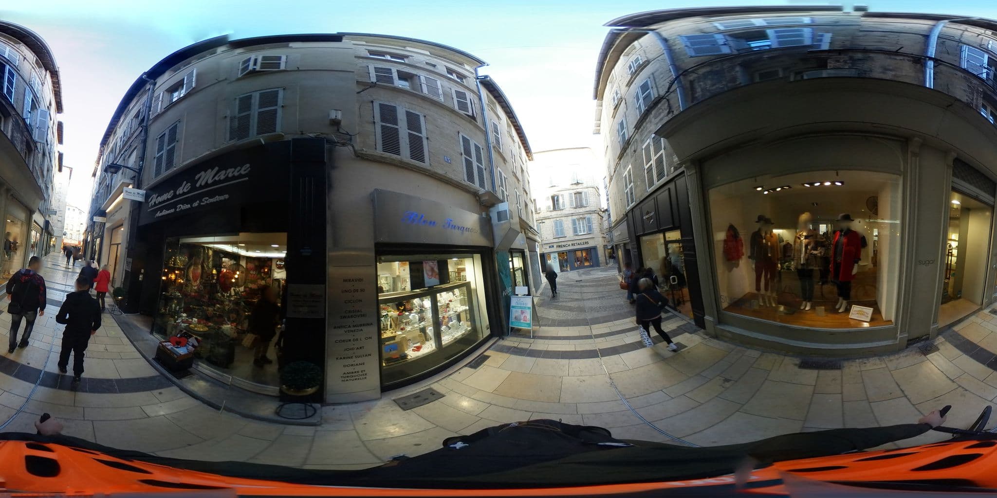 Street view near La Rappe, Avignon — © alexavignon (CC BY-SA · Mapillary)