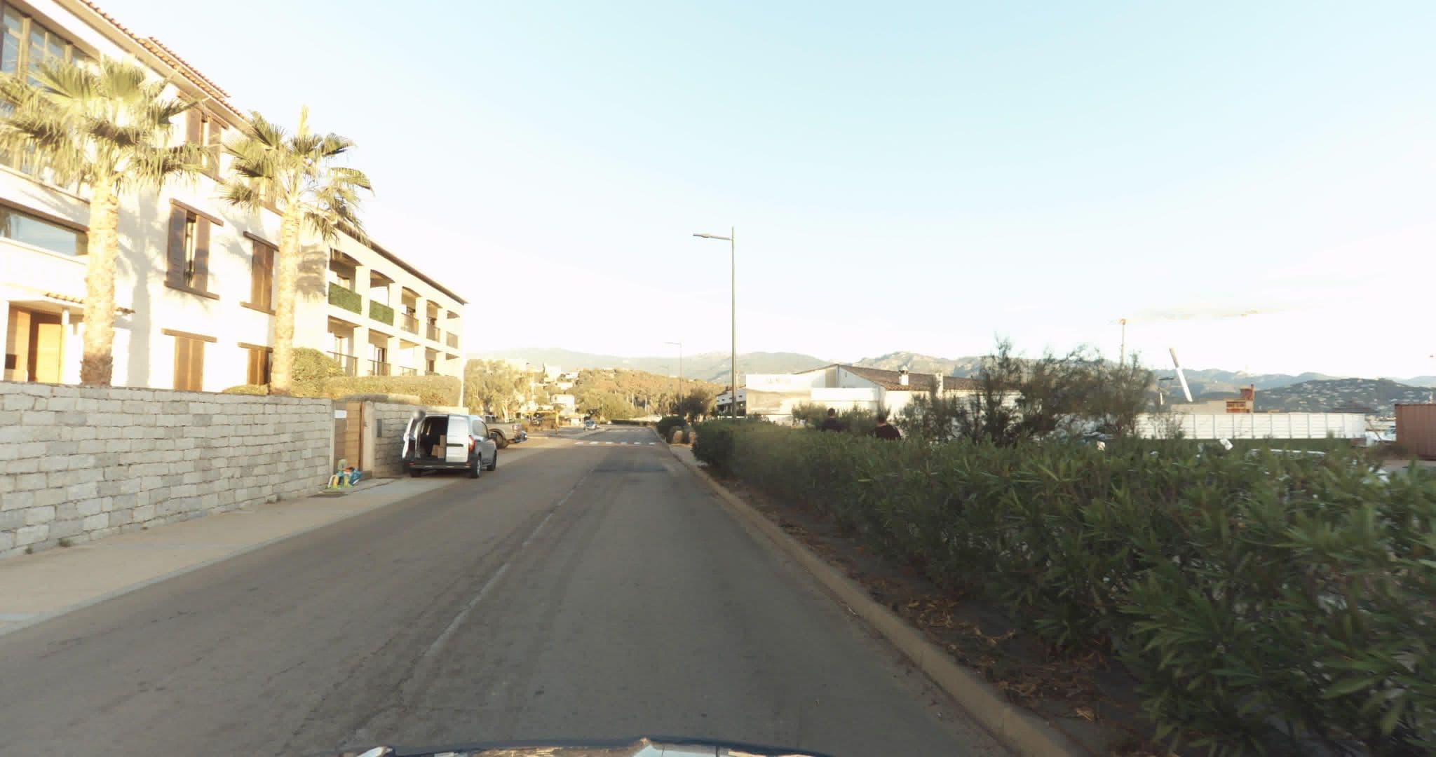 Street view near La Cuve, Porto-Vecchio — © sogefi (CC BY-SA · Mapillary)