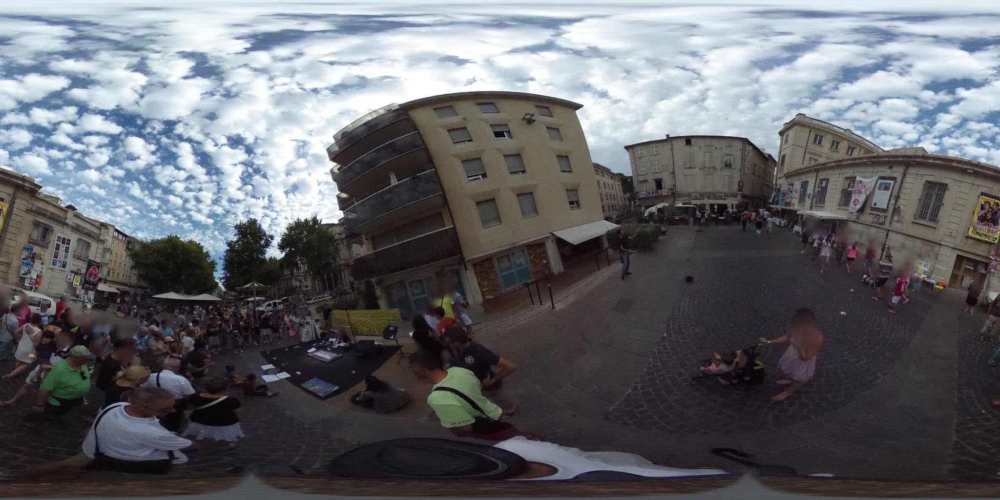 Street view near Mercure Cité des Papes, Avignon — © zimmy (CC BY-SA · Mapillary)