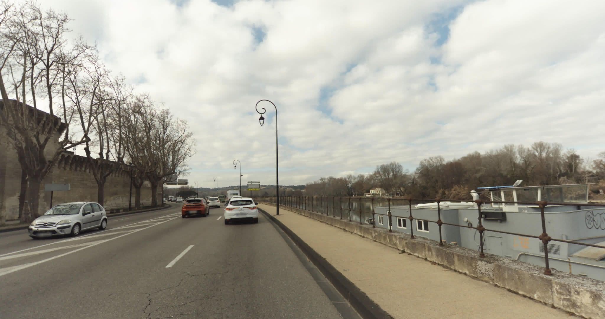 Street view near Le Chardonnay, Avignon — © sogefi (CC BY-SA · Mapillary)