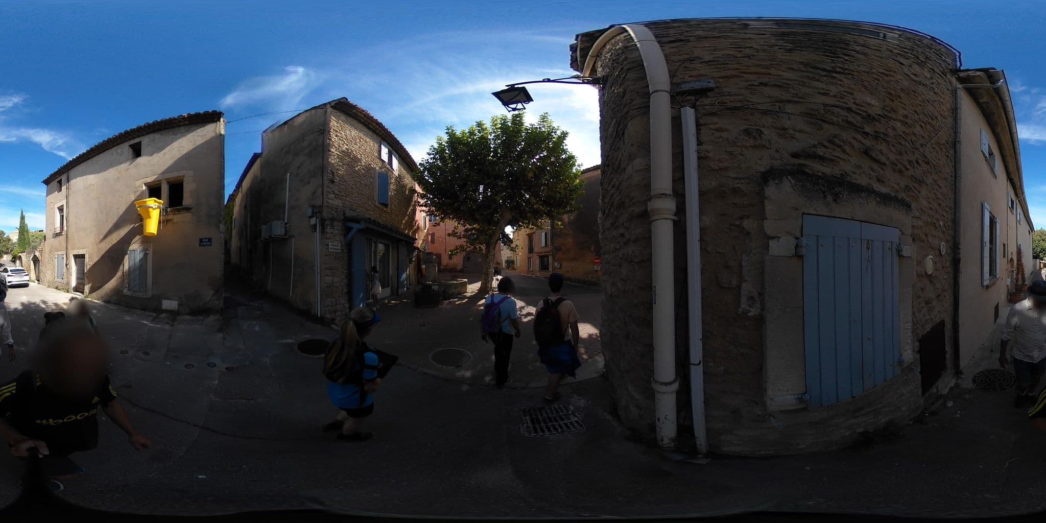 Street view near La Bastide de Voulonne, Lagnes — © mediacavaillon (CC BY-SA · Mapillary)