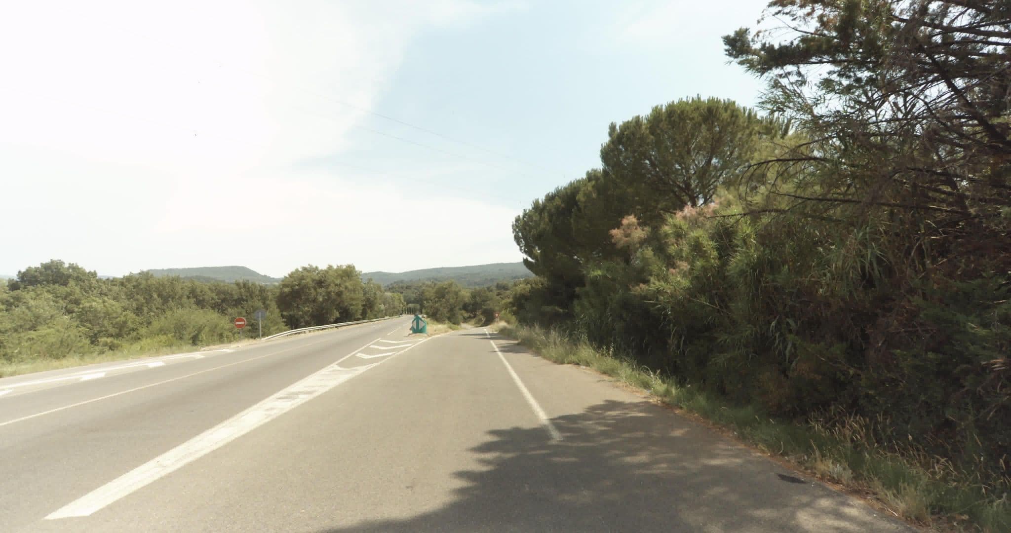 Street view near Bastide de la Peyroliere, Gargas — © sogefi (CC BY-SA · Mapillary)