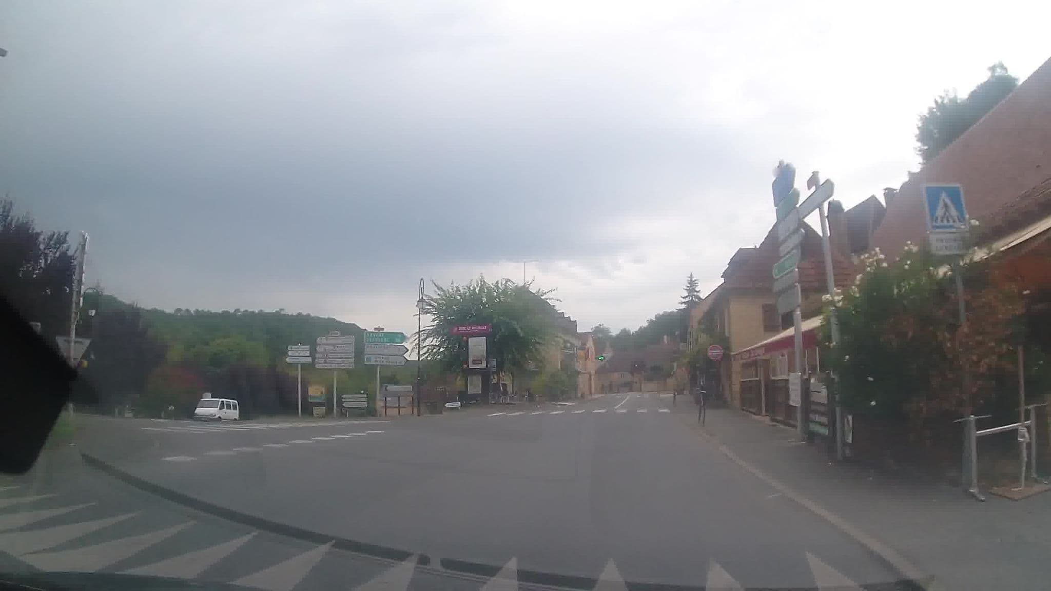Street view near Logis de France Hôtel Restaurant Delpeyrat Adhérent, Carsac-Aillac — © trigpoint (CC BY-SA · Mapillary)