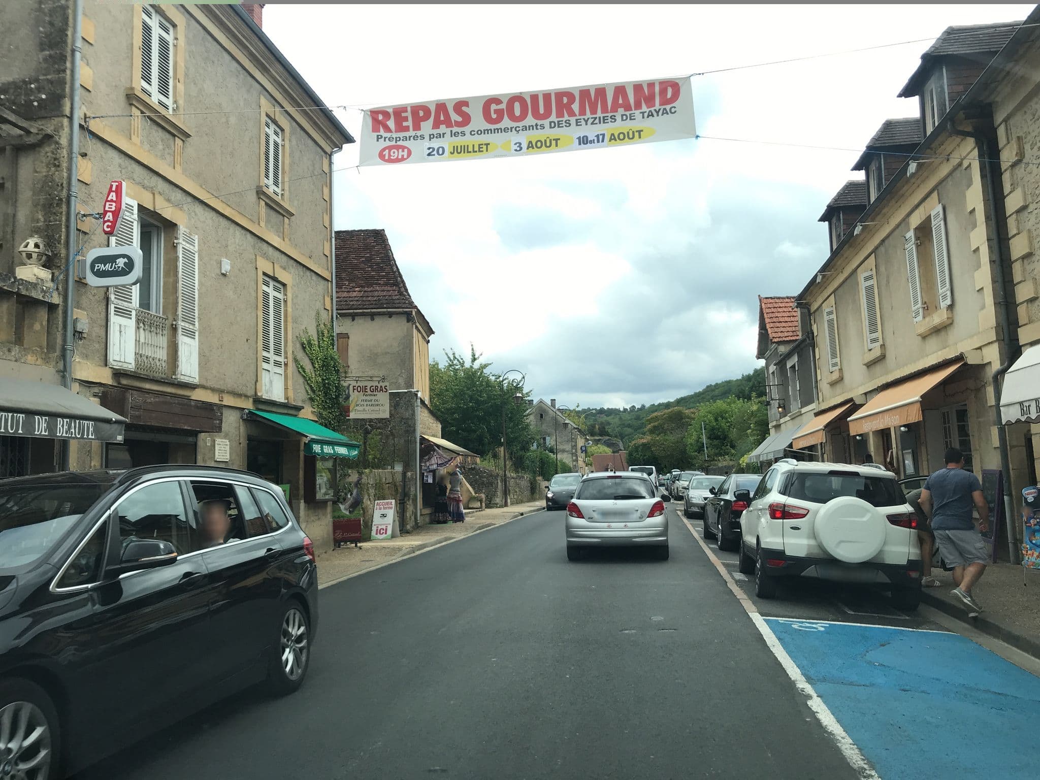 Street view near Les appartements d'artiste de la Villa du 15, Le Bugue — © unmap (CC BY-SA · Mapillary)