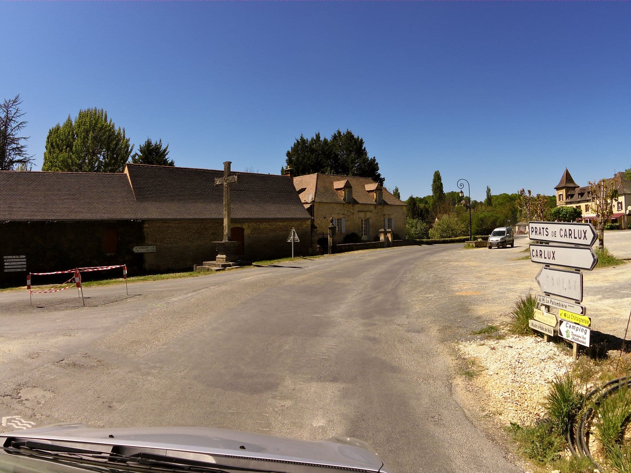Street view near Dufly Eugénie, Sarlat-la-Canéda — © zors1843 (CC BY-SA · Mapillary)