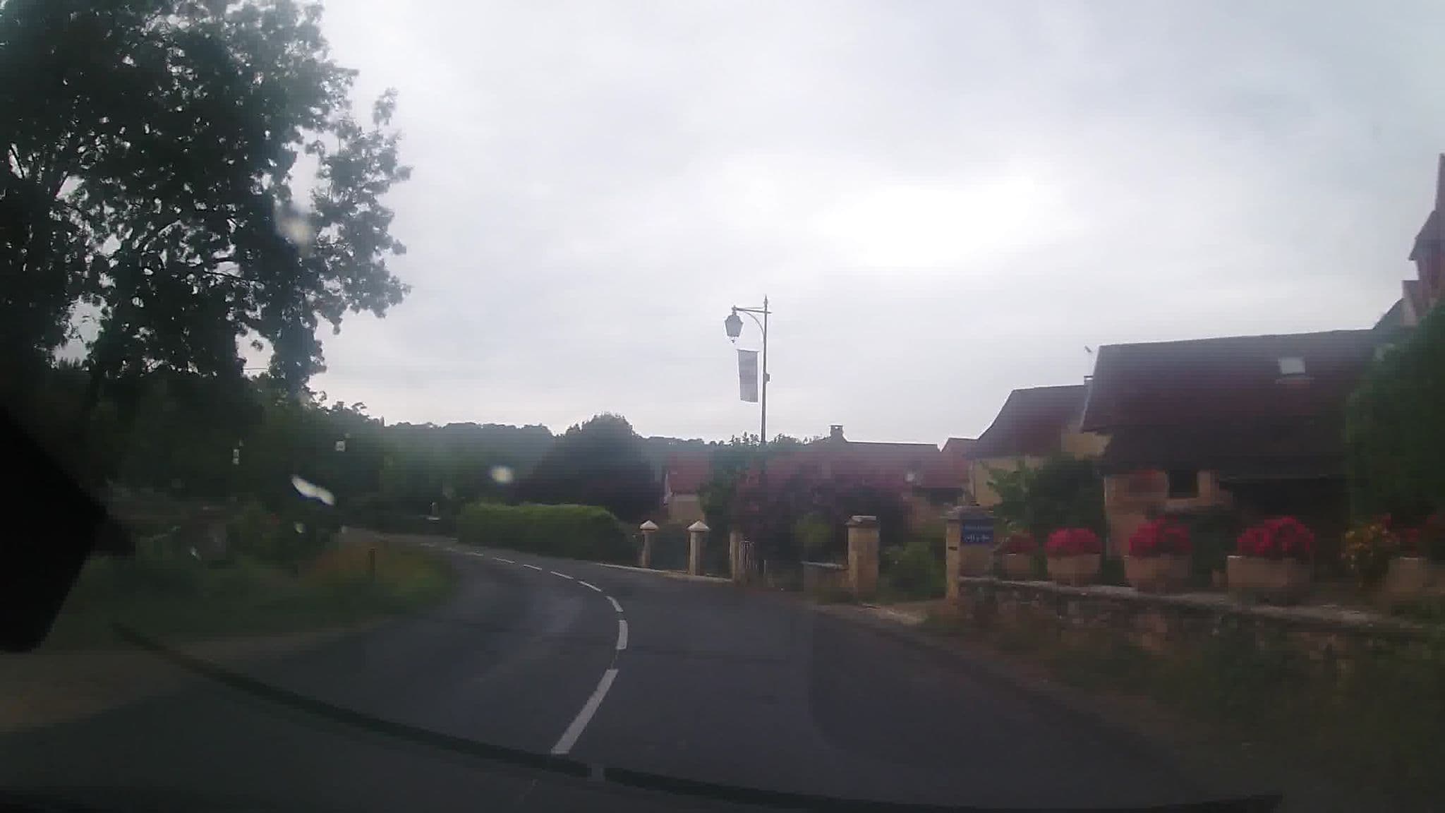 Street view near La Belle Demeure, Domme — © trigpoint (CC BY-SA · Mapillary)