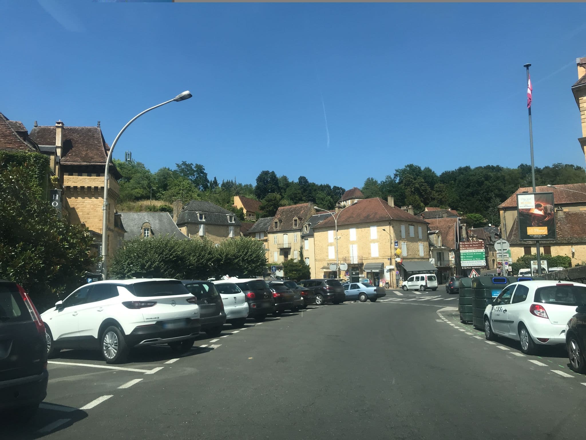 Street view near Résidence In-Sarlat, Sarlat-la-Canéda — © unmap (CC BY-SA · Mapillary)