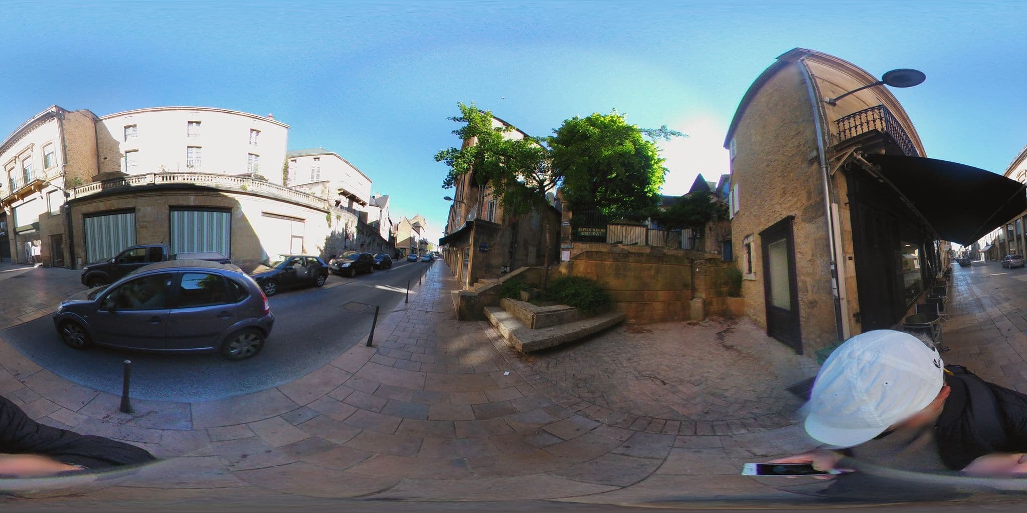 Street view near Les Chambres du Manoir, Sarlat-la-Canéda — © zors1843 (CC BY-SA · Mapillary)