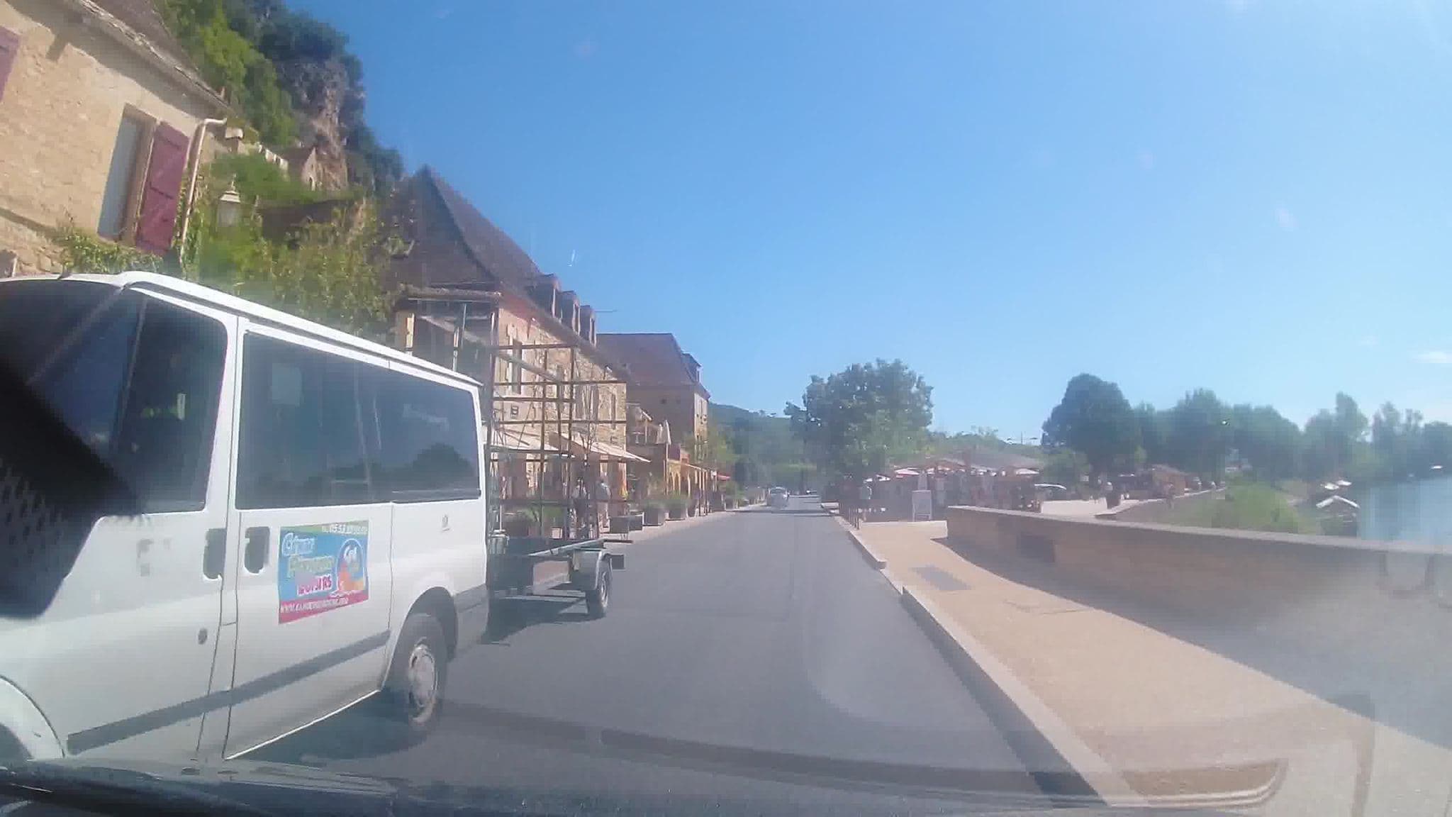 Street view near L'Auberge de la Traverse au 13 Cigales, Domme — © trigpoint (CC BY-SA · Mapillary)