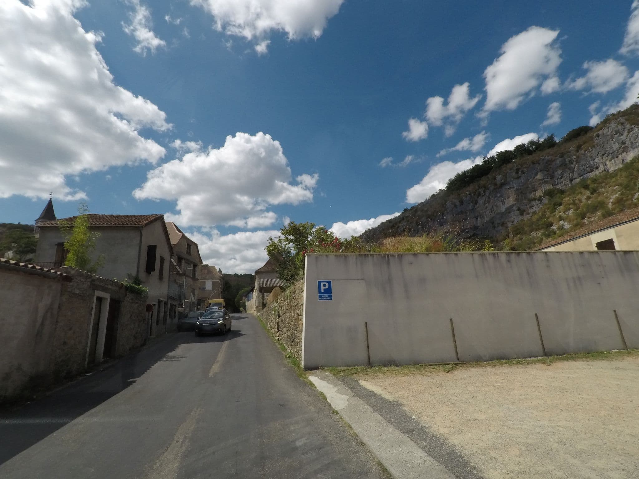 Street view near Le Refuge du Célé, Cajarc — © yaron (CC BY-SA · Mapillary)