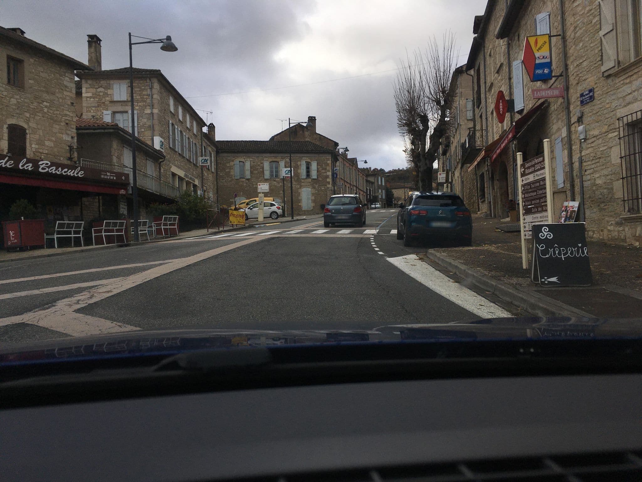 Street view near Les Nuits Tranquilles, Caylus — © johnbonnet (CC BY-SA · Mapillary)