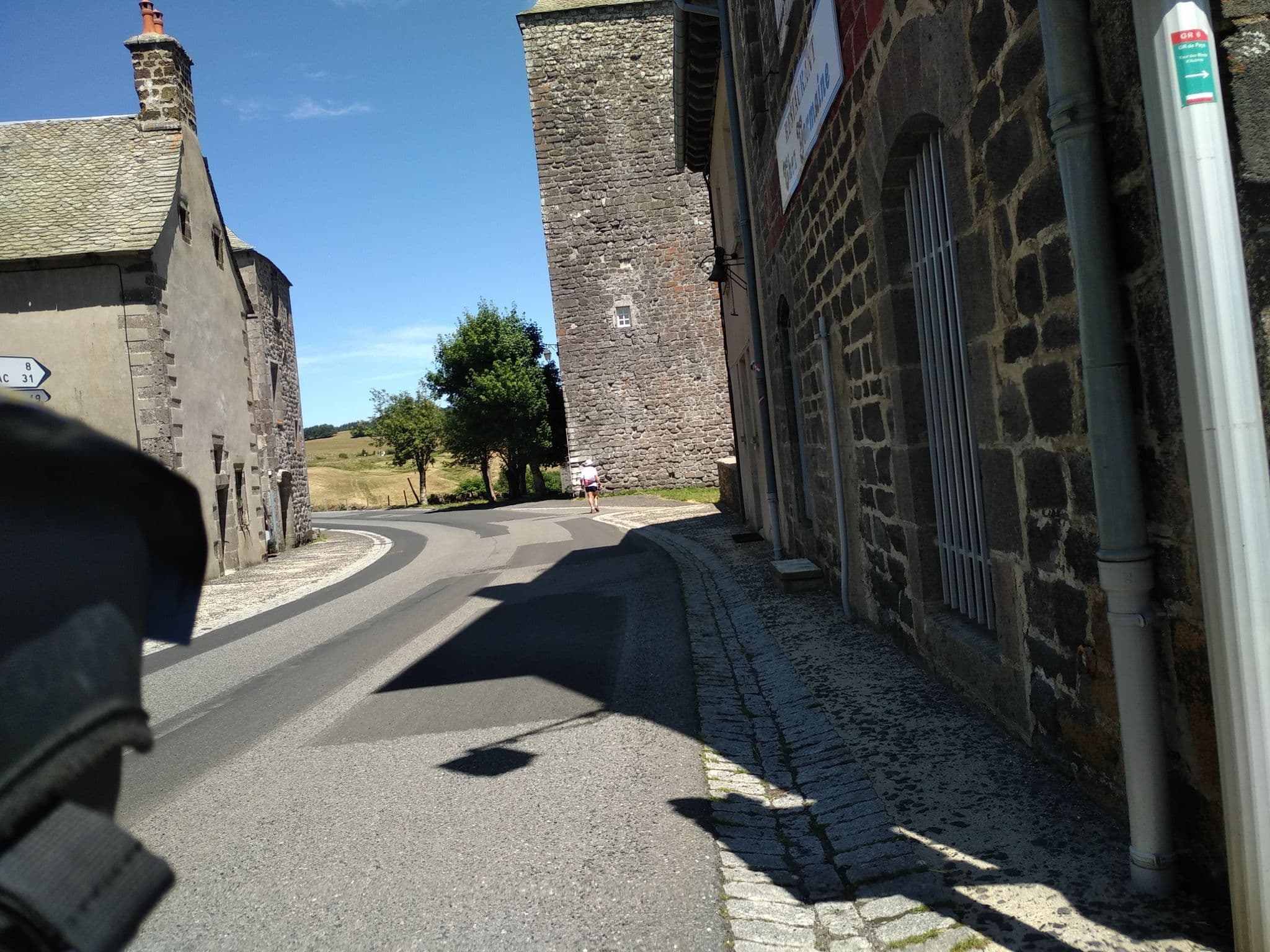 Street view near Auguy David, Laguiole — © nomadmapper (CC BY-SA · Mapillary)