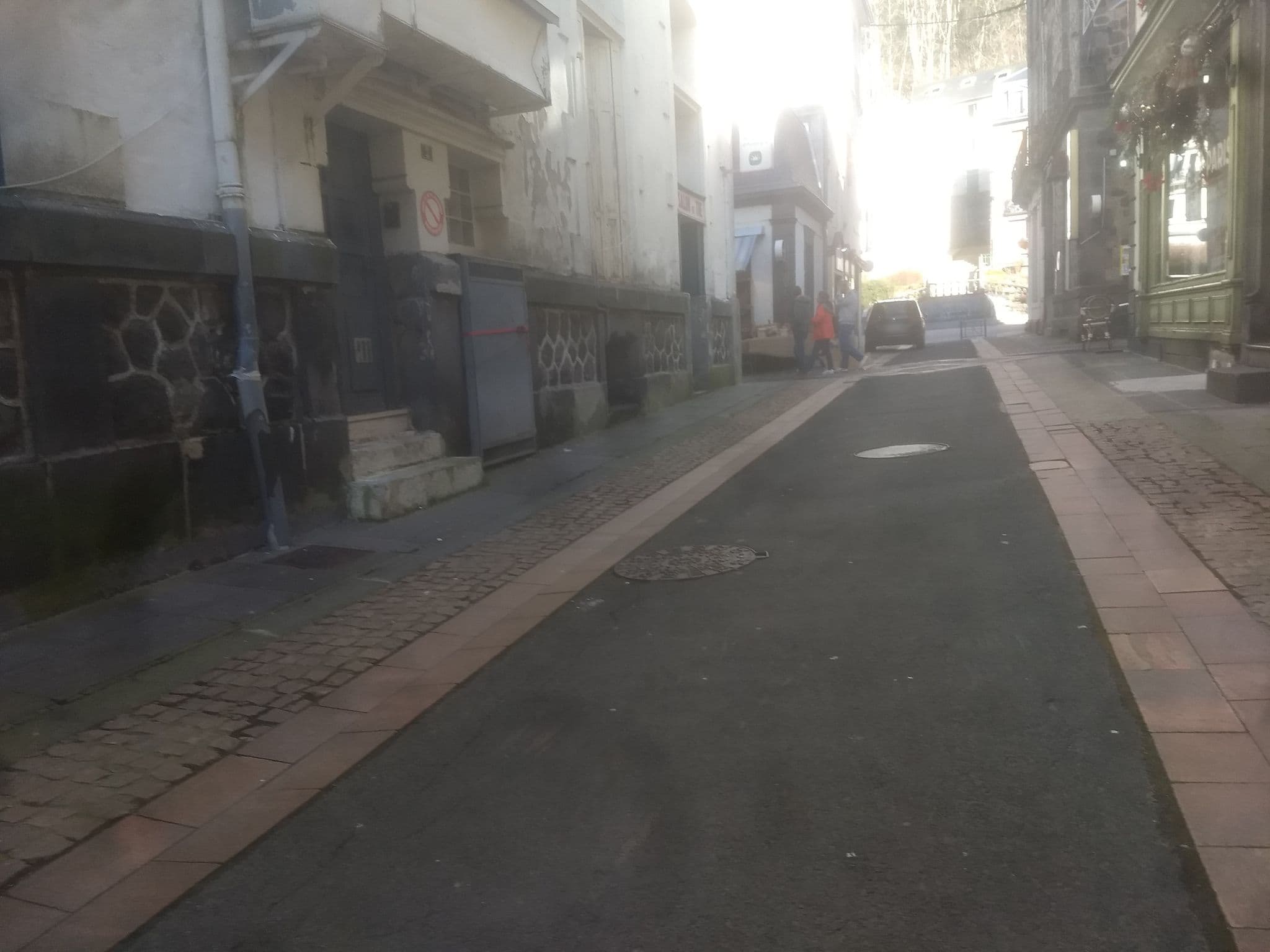 Street view near Chez France Hotels et Résidences, Mont-Dore — © kritic (CC BY-SA · Mapillary)