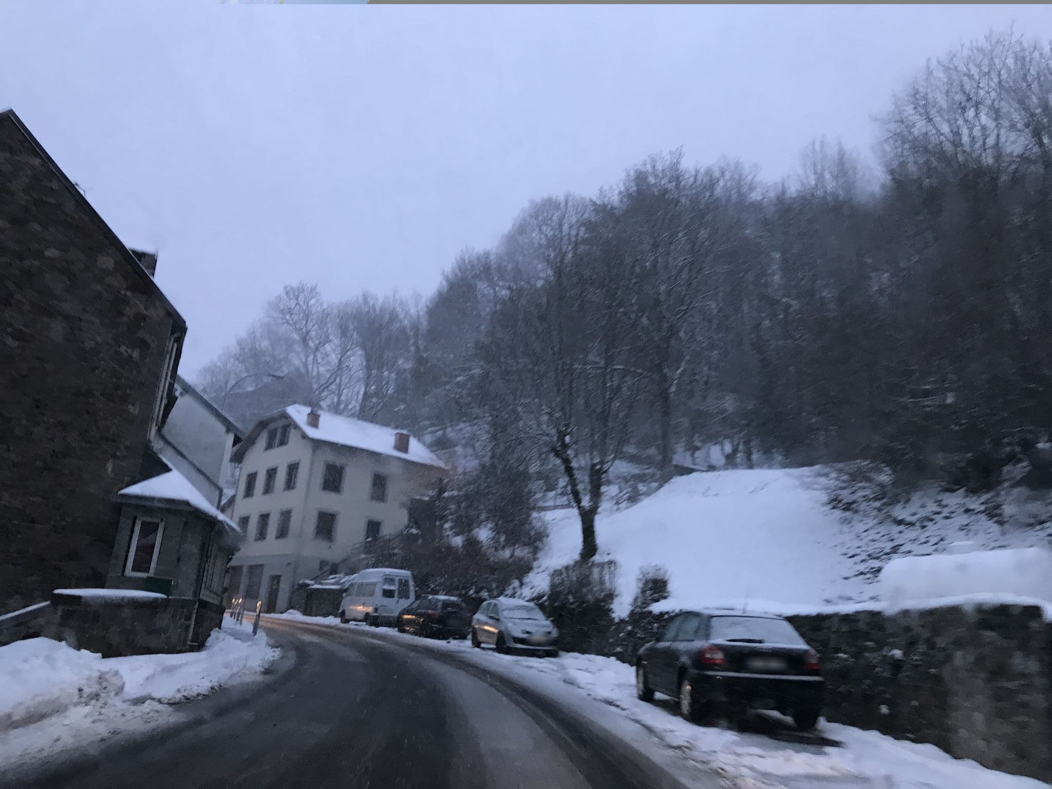 Street view near Hotel Les Fleurs La Bourboule, La Bourboule — © fpm (CC BY-SA · Mapillary)