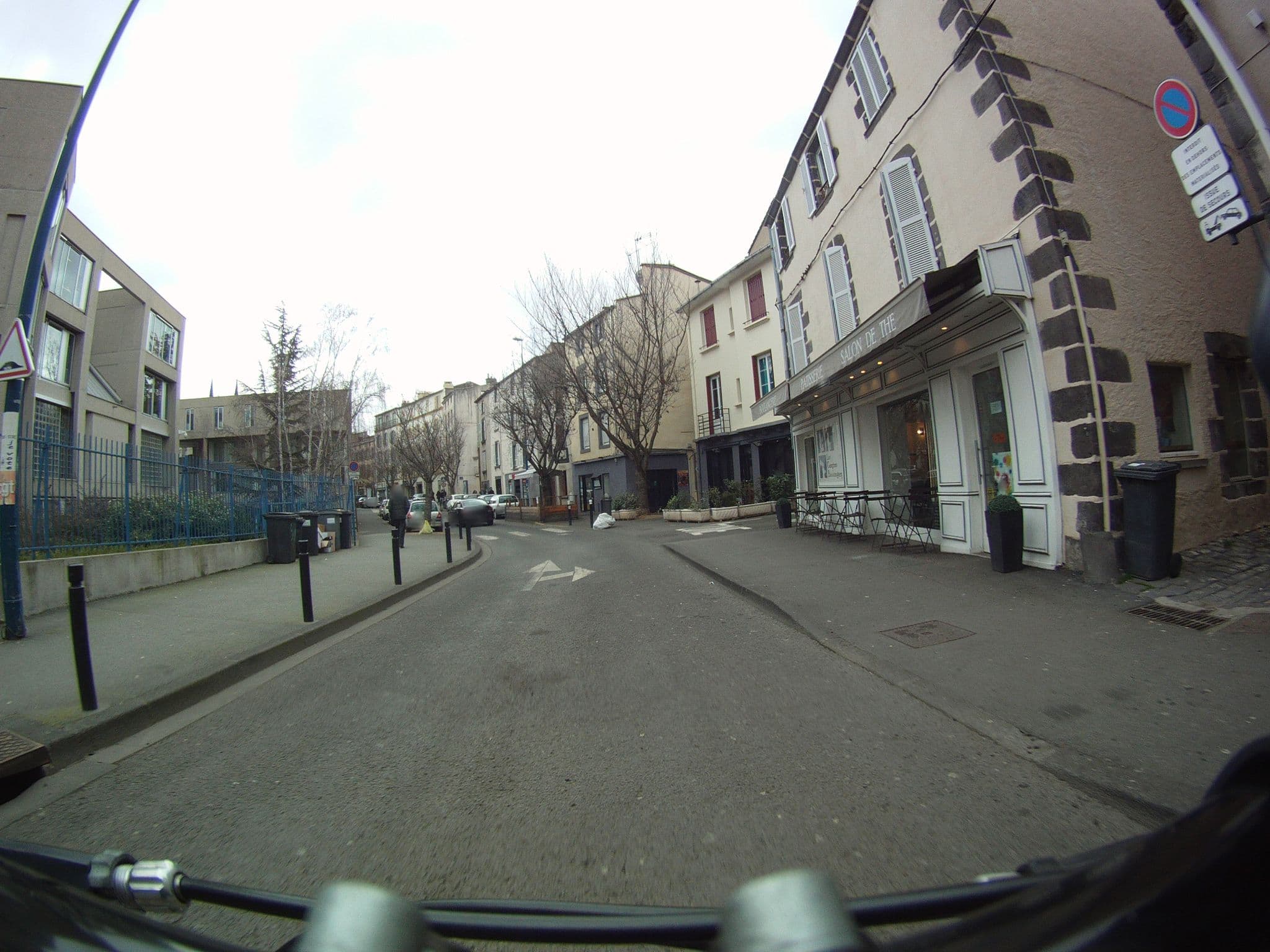 Street view near Le petit Siam, Clermont-Ferrand — © nicolasdumoulin (CC BY-SA · Mapillary)
