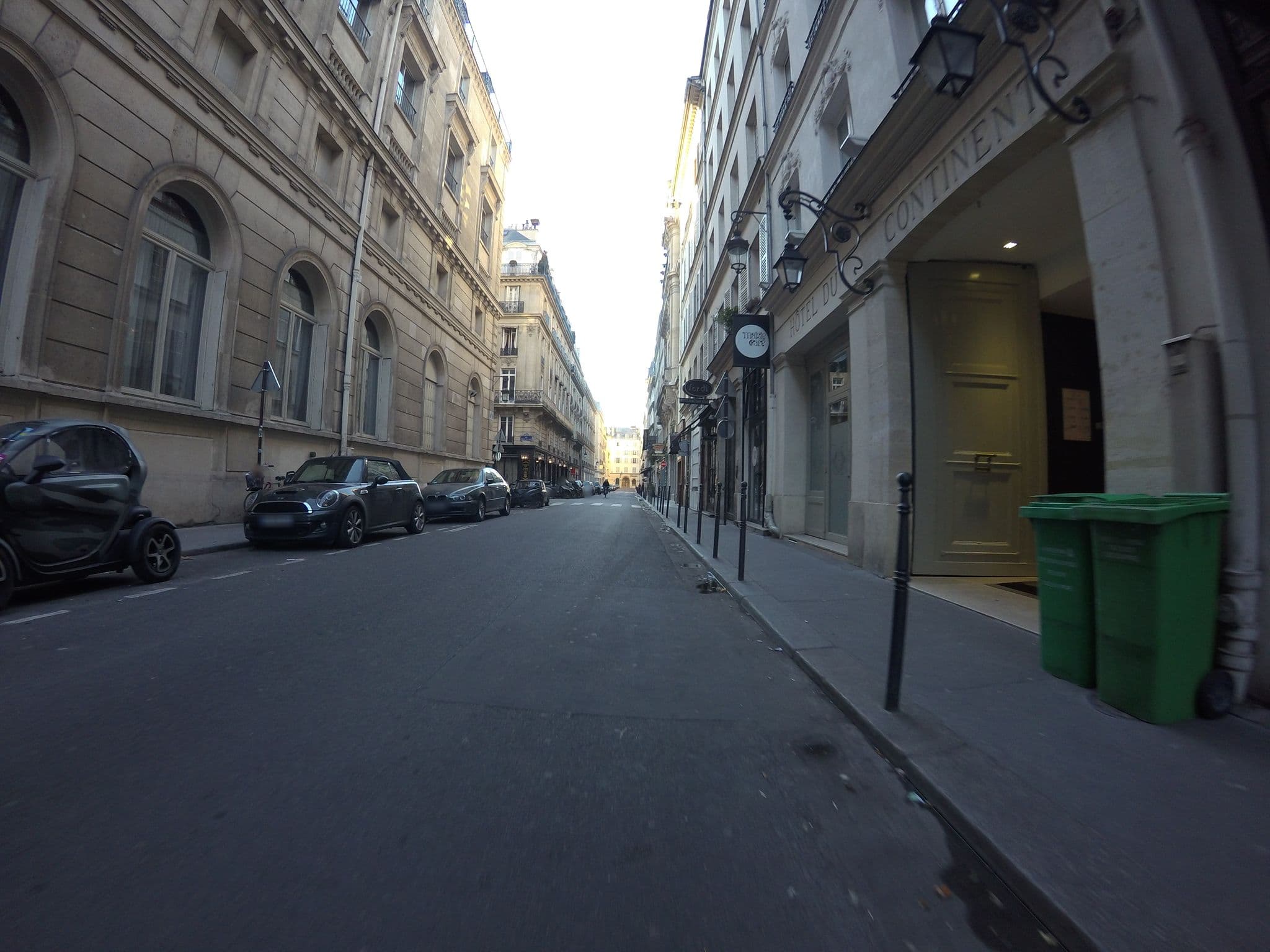 Street view near Hôtel du Continent, Paris 09 Opéra — © laurentlouf (CC BY-SA · Mapillary)