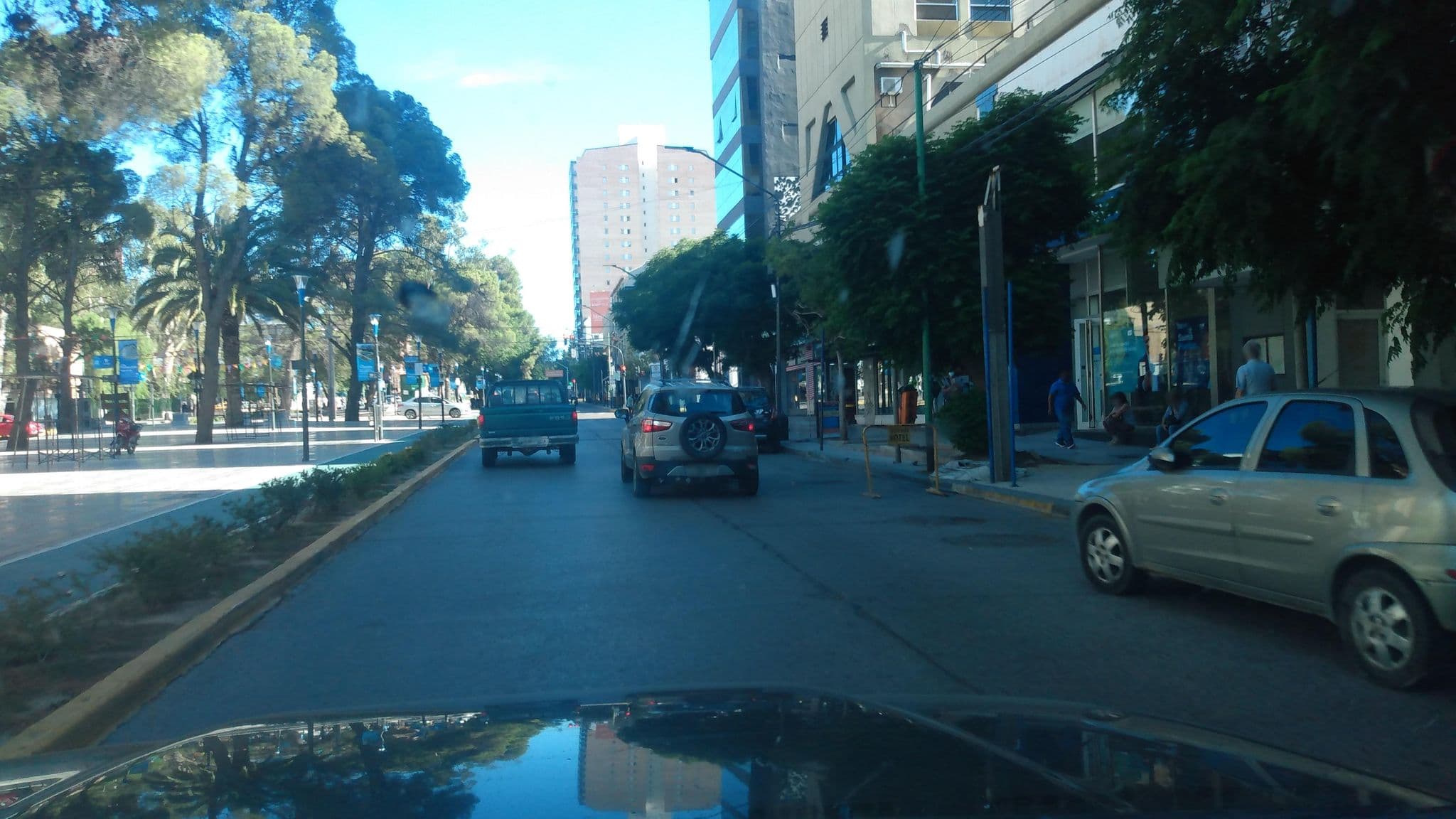 Street view near Hotel Royal Neuquén, Neuquén — © andresduhour (CC BY-SA · Mapillary)