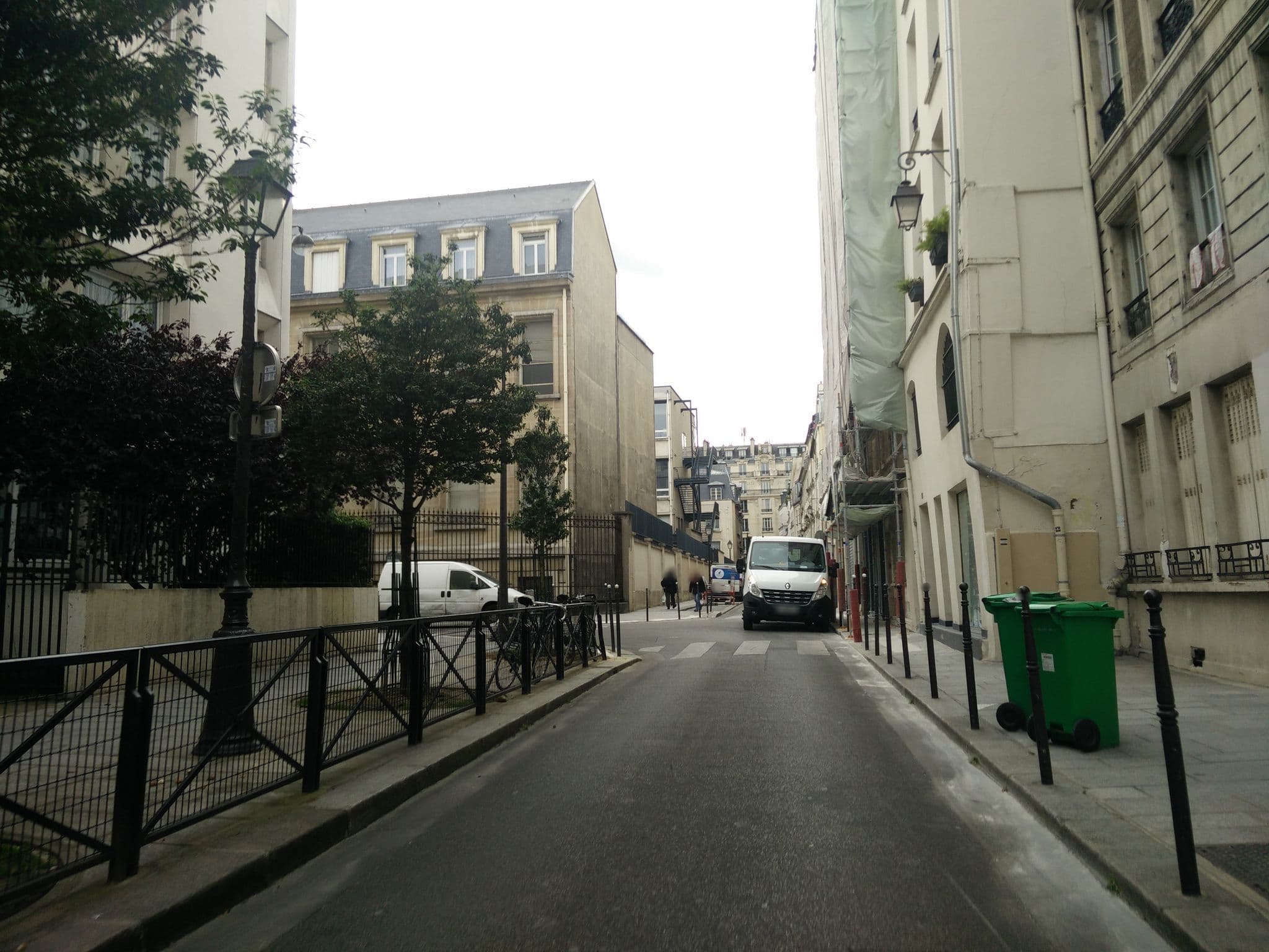 Street view near Rue Notre, Paris 10 Entrepôt — © jolg (CC BY-SA · Mapillary)
