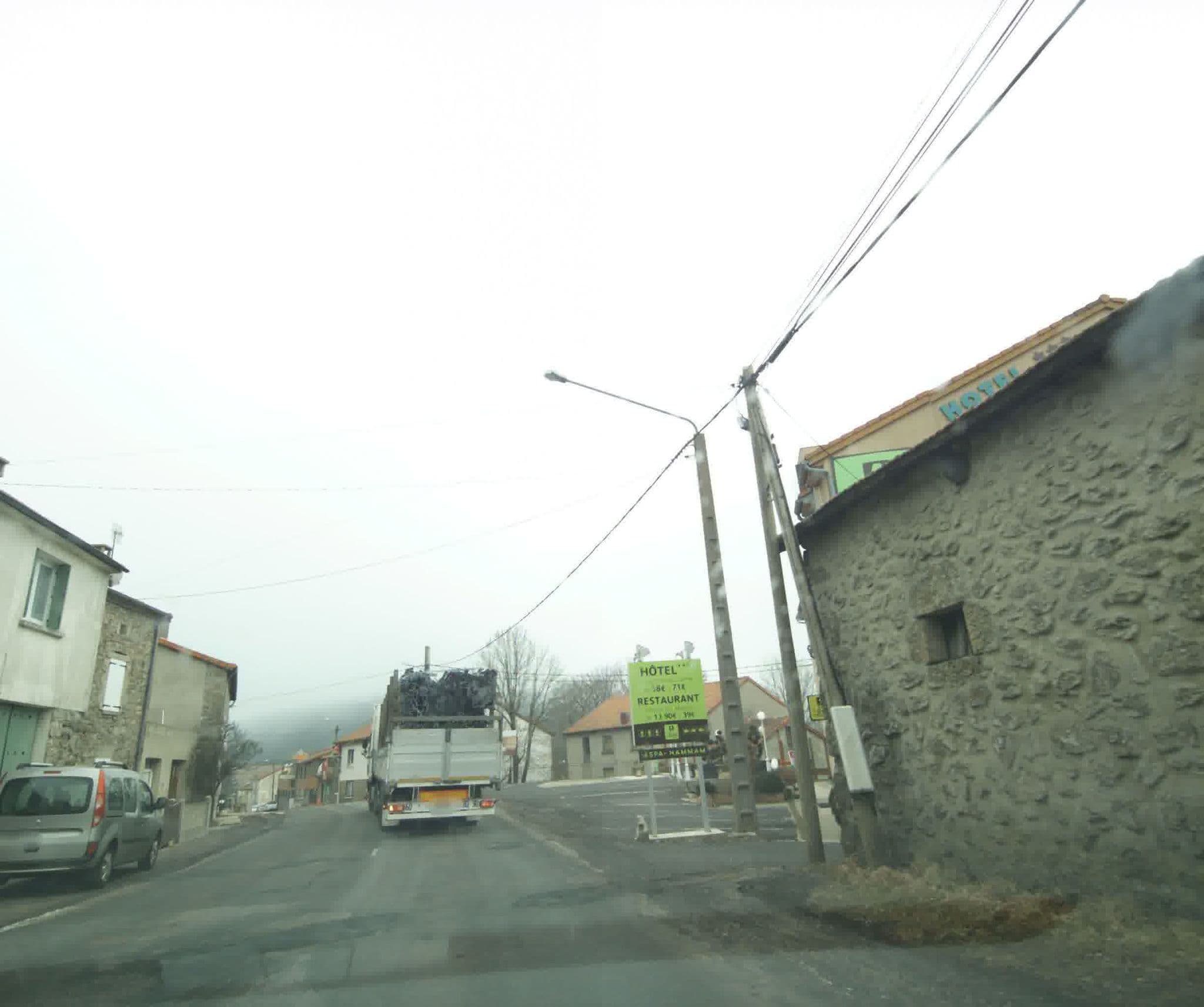 Street view near Hôtel Spa Restaurant le Provence, Langogne — © sogefi (CC BY-SA · Mapillary)