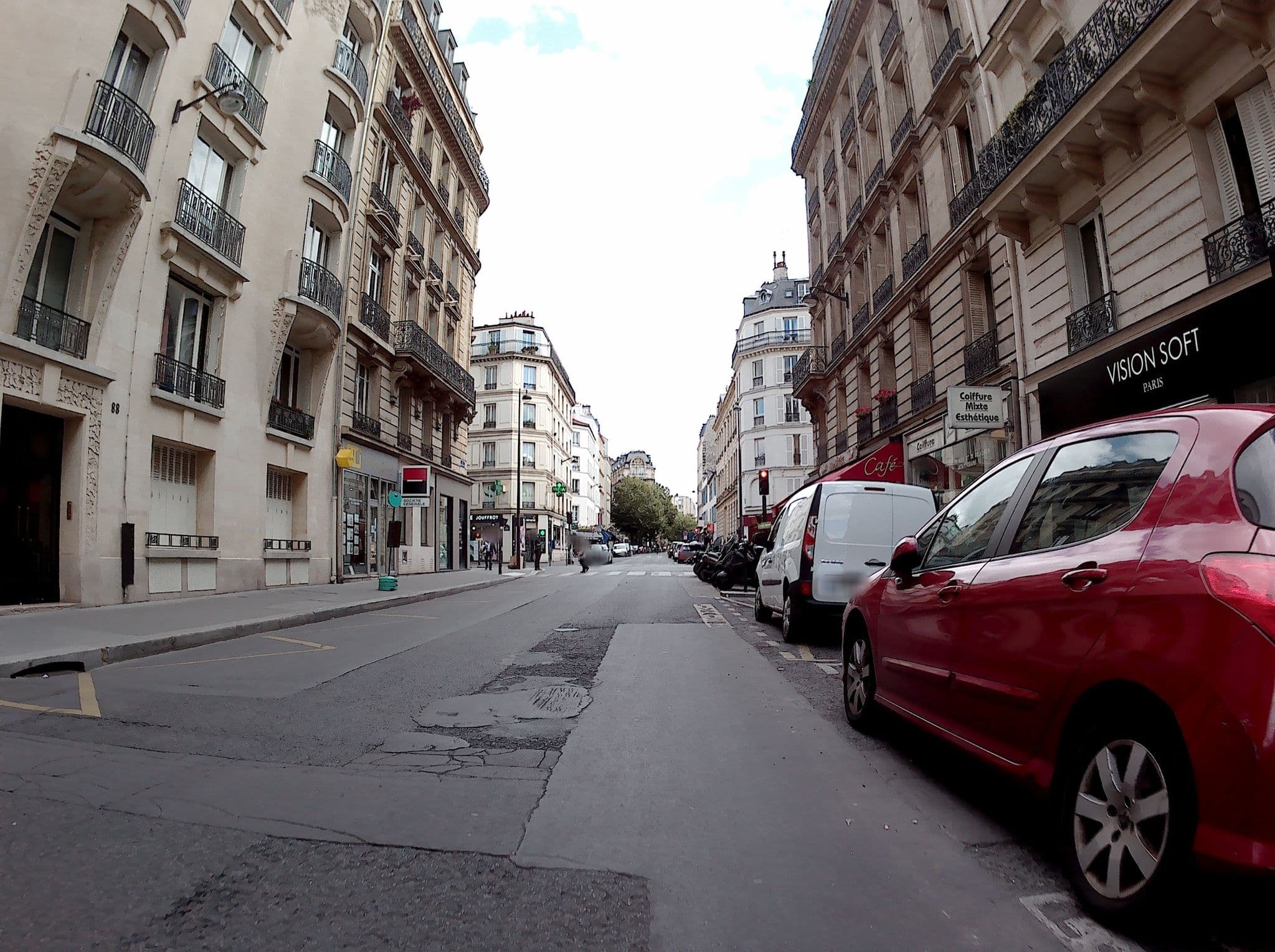 Street view near Hôtel Glasgow Monceau, Paris 17 Batignolles-Monceau — © patman (CC BY-SA · Mapillary)