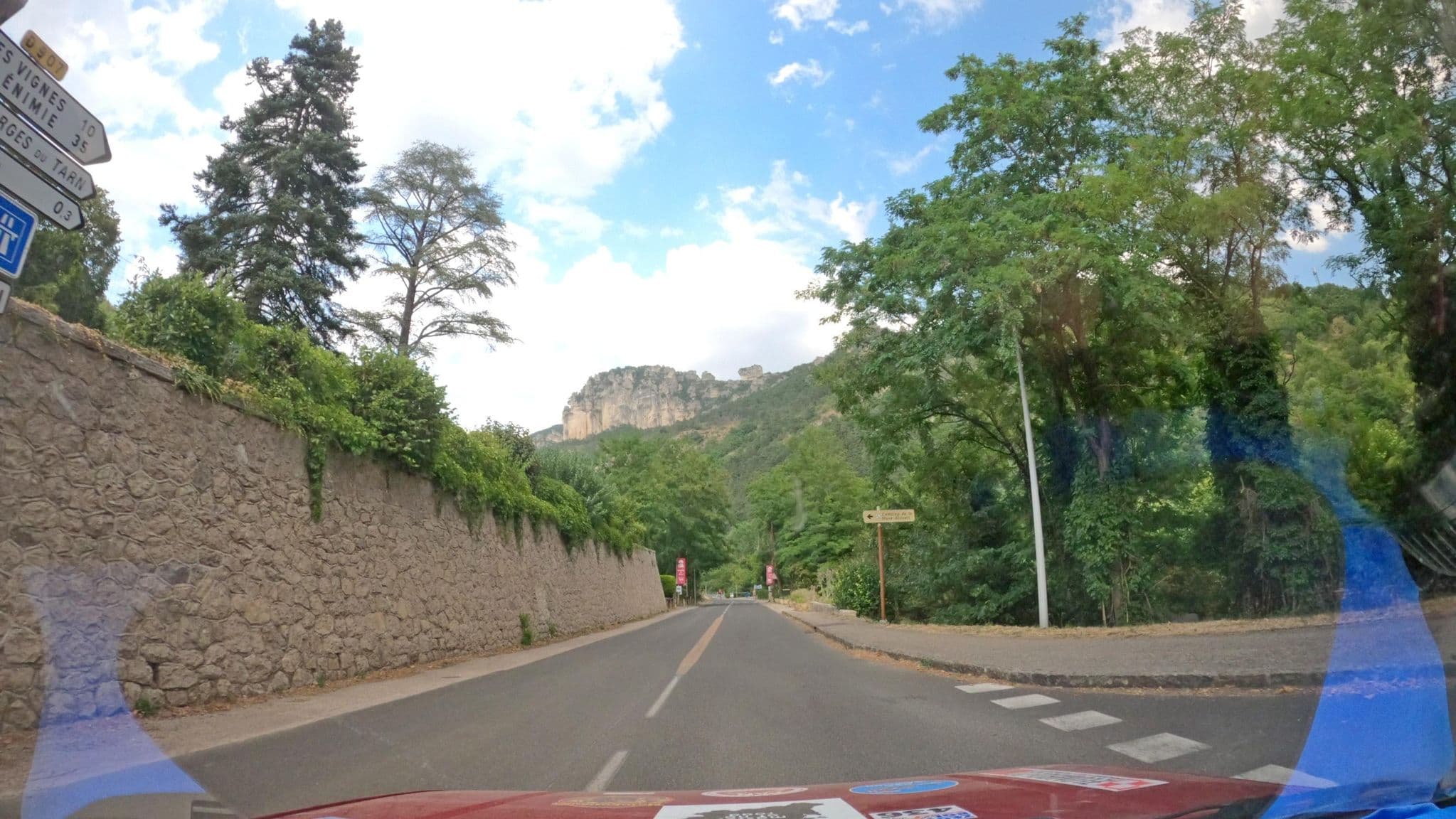 Street view near k.noe la Muse, Millau — © masterofnoroad (CC BY-SA · Mapillary)