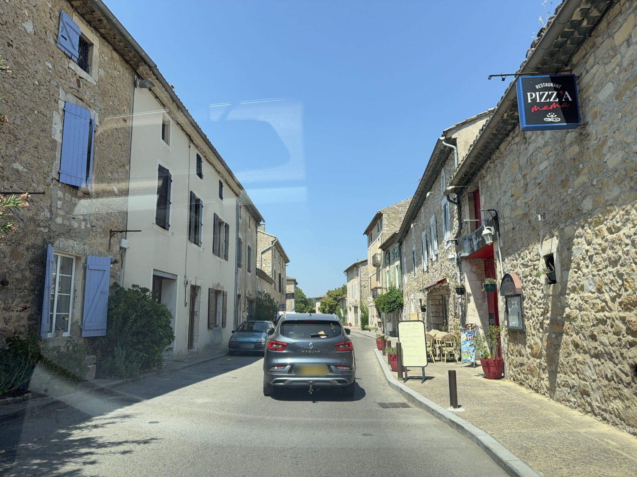 Street view near chambre d’hôtes laho, Vallon-Pont-d'Arc — © ottor (CC BY-SA · Mapillary)
