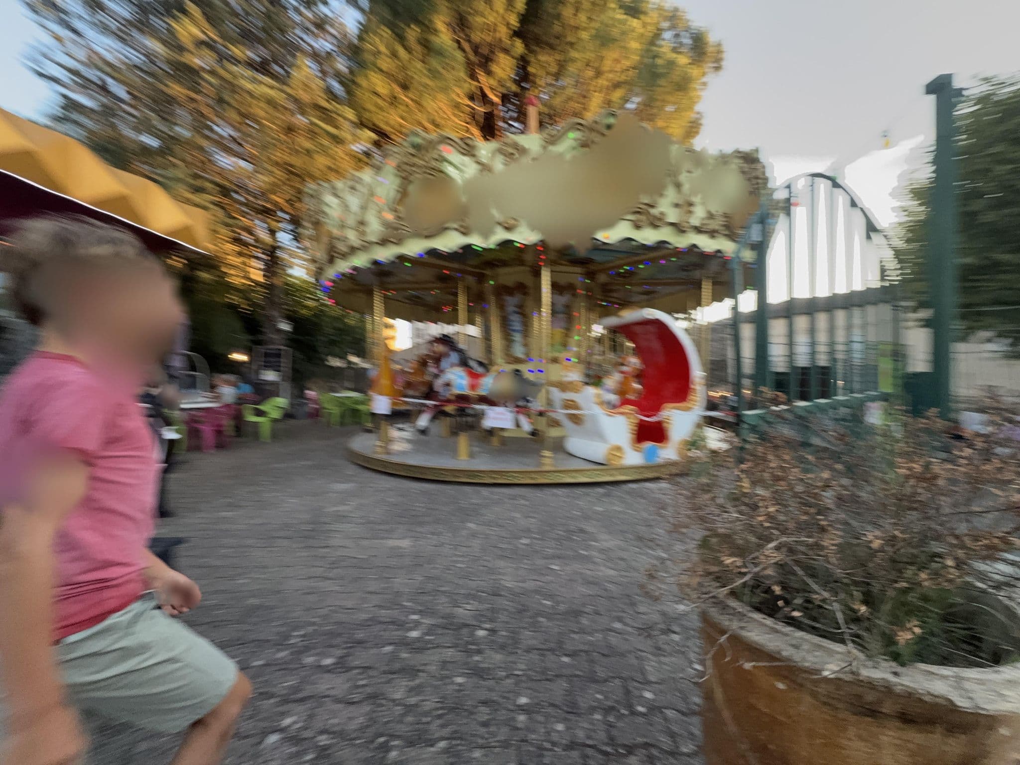 Street view near Hôtel-Restaurant La Chapouliere, Ruoms — © ottor (CC BY-SA · Mapillary)