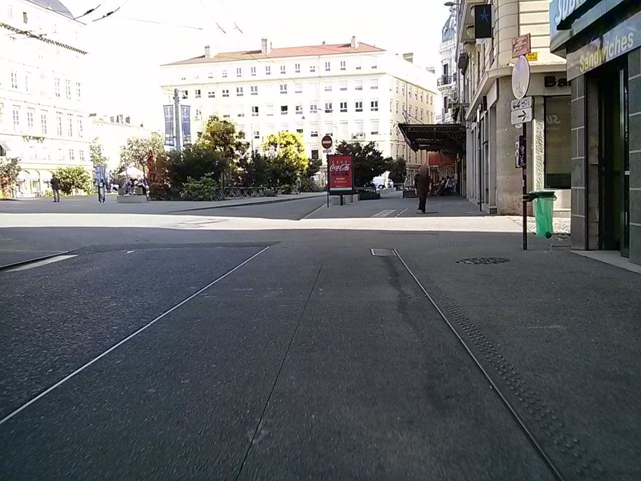 Street view near Belle Etoile, Saint-Étienne — © remonet (CC BY-SA · Mapillary)